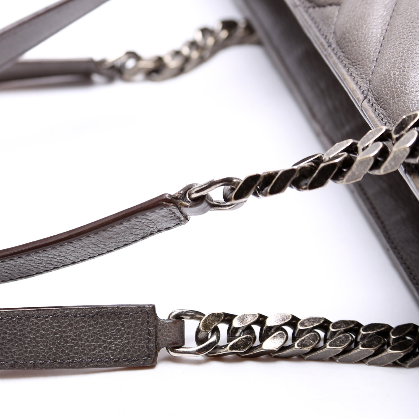392739 Chevron Large Tote Sheepskin Grey