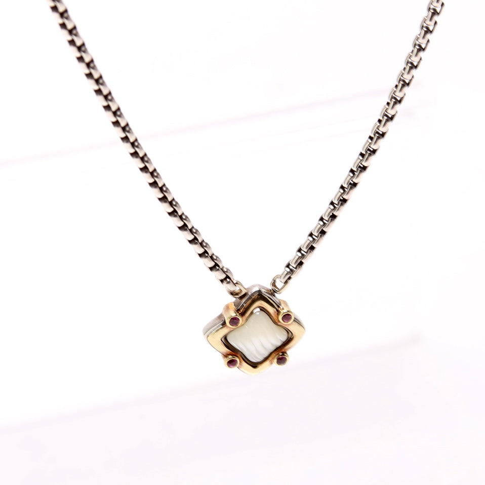 Quatrefoil Pendant Mother Of Pearl/Pink Sapphire/925/750