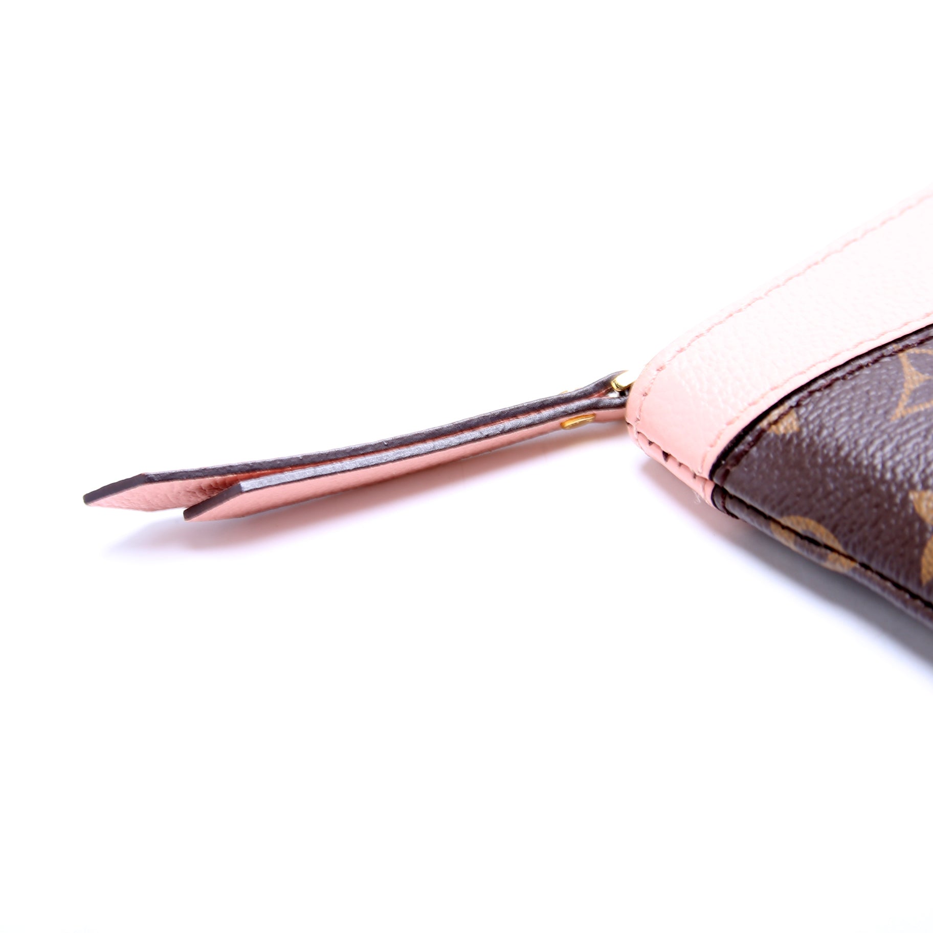 Daily Pouch Monogram Pink