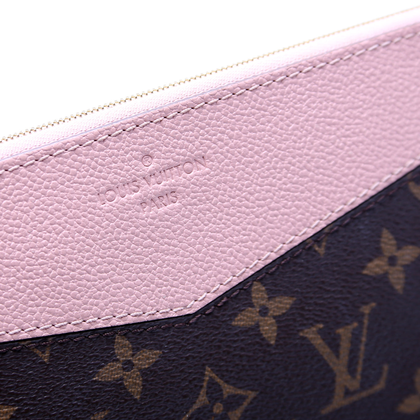 Daily Pouch Monogram Pink