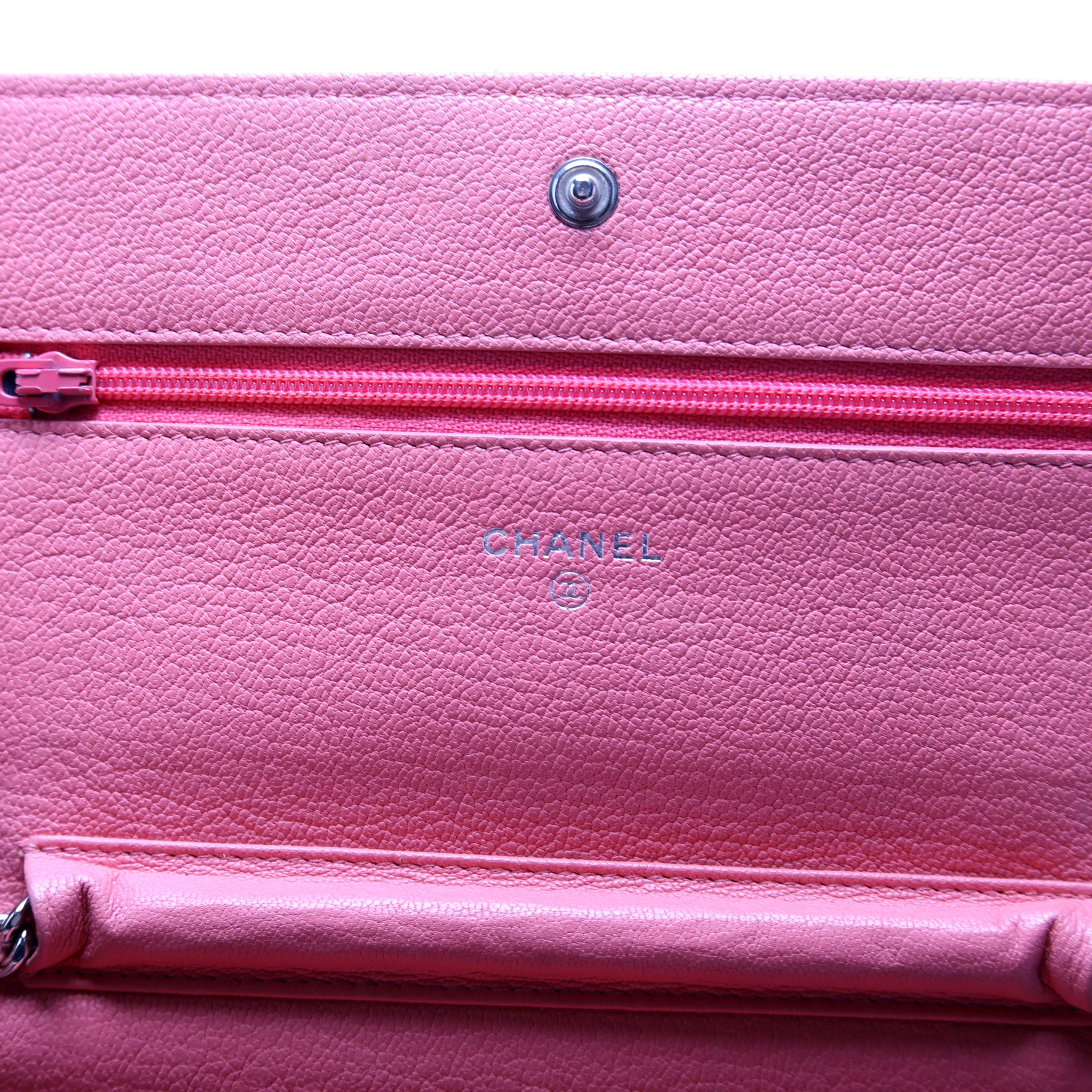 WOC CC Lucky Clover Charm Pink