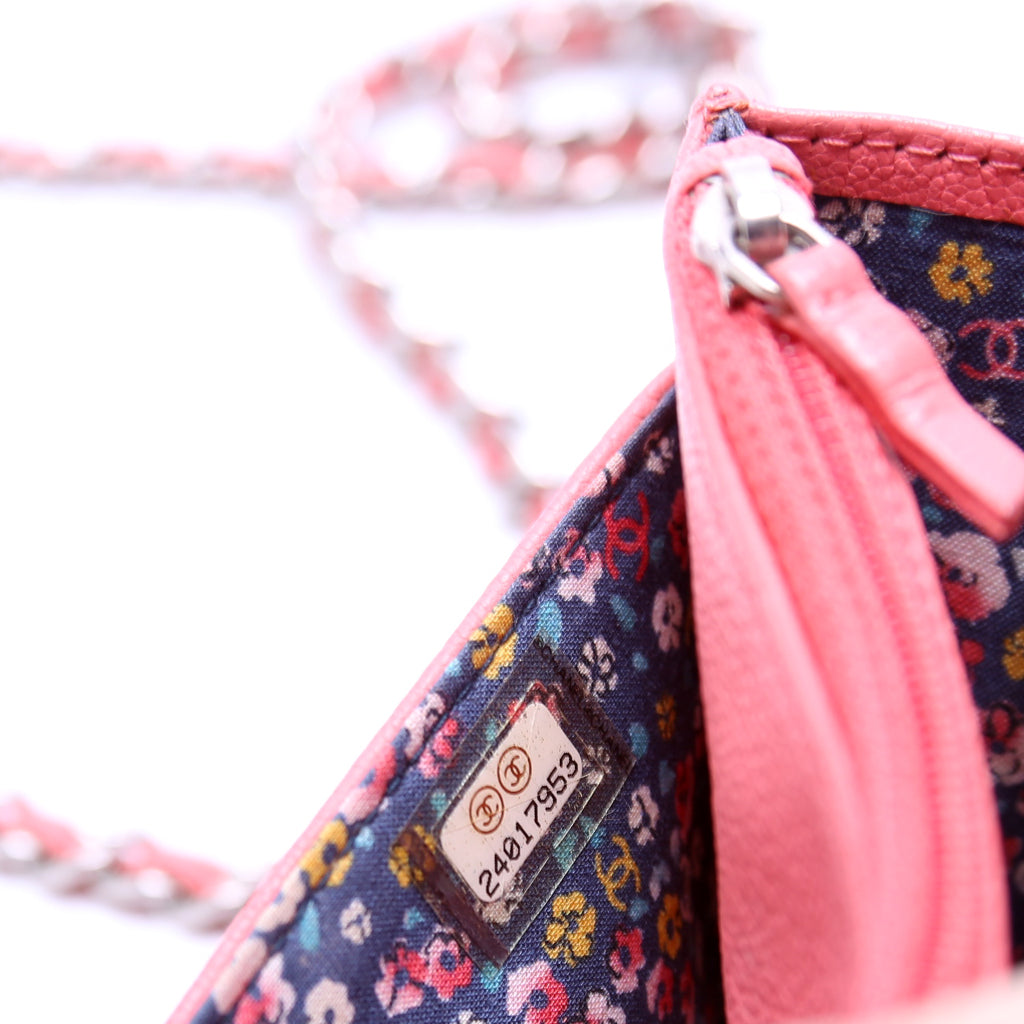 WOC CC Lucky Clover Charm Pink