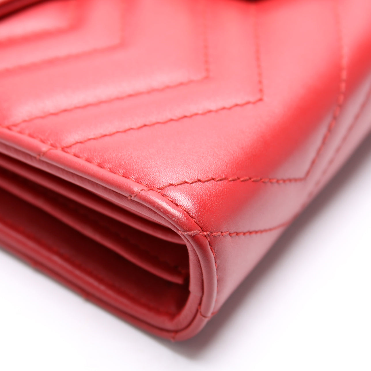 474575 Marmont Chain Wallet Red