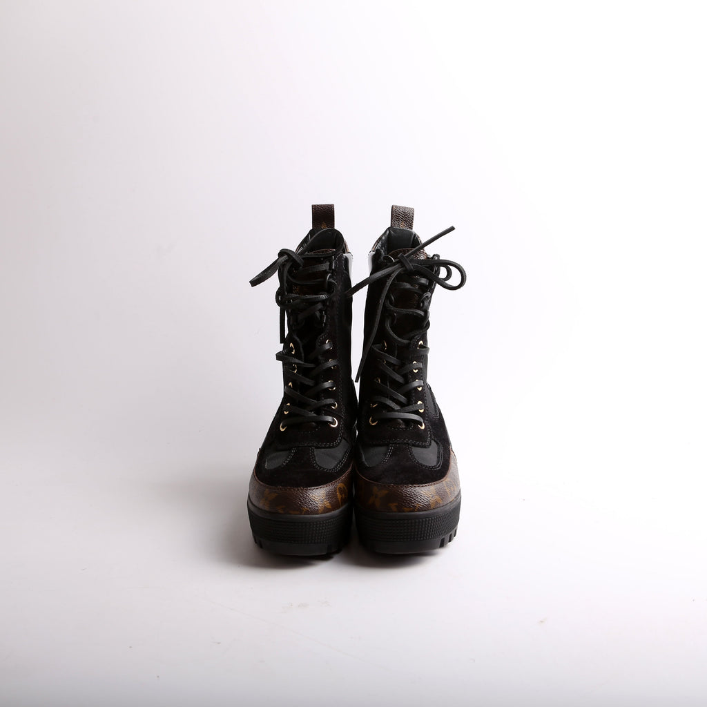 Laureate World Tour Desert Boots Size 36