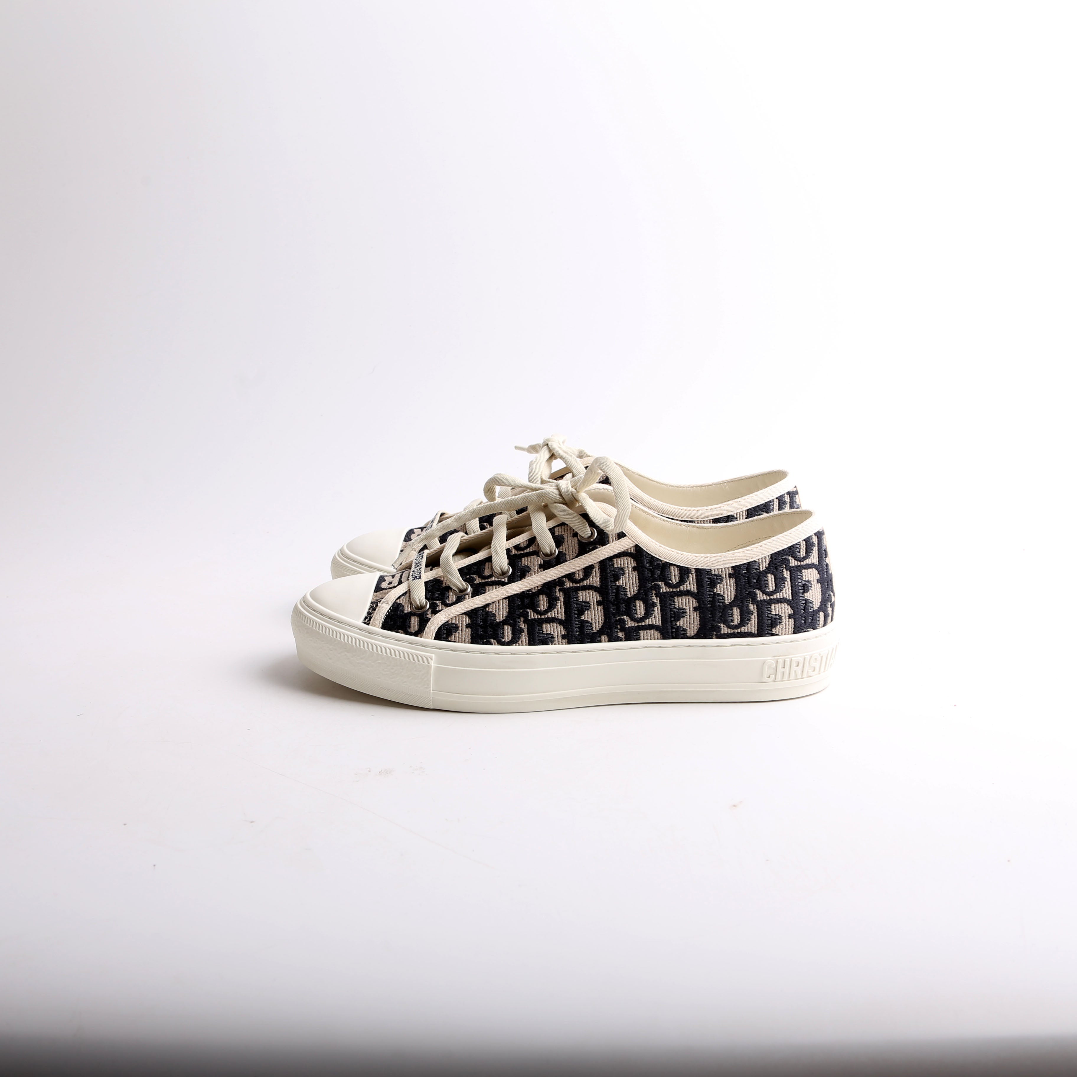 Walk'N'Dior Sneakers Size 40