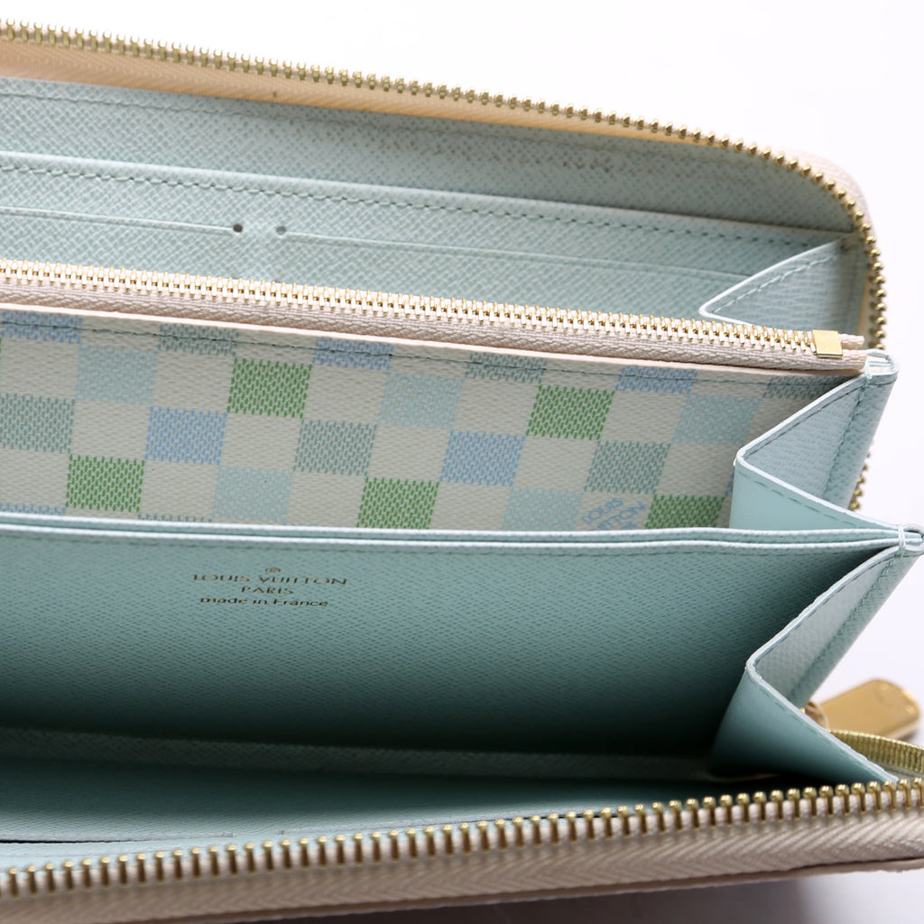 Zippy Wallet Giant Damier Pistachio
