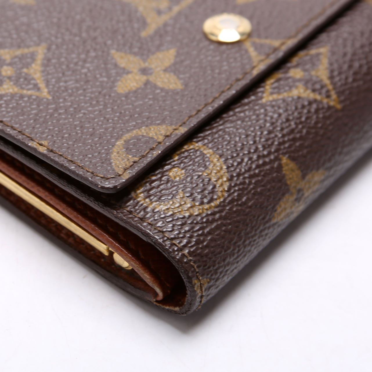 Kisslock Trifold Wallet Monogram Vintage