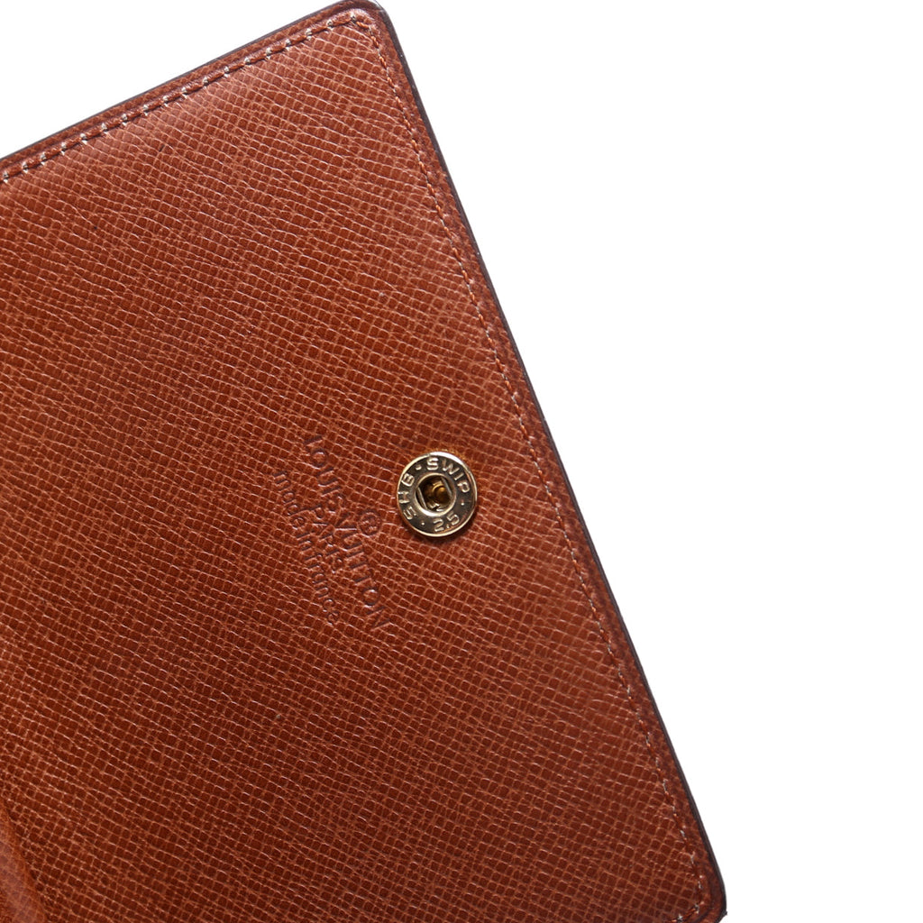 Kisslock Trifold Wallet Monogram Vintage