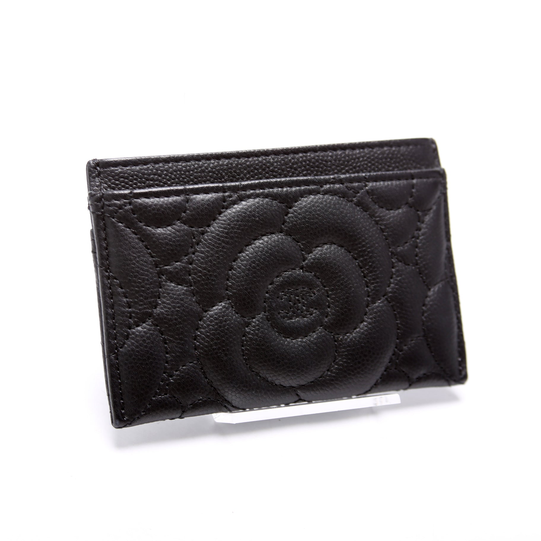 Camellia Flower Embossed Caviar Card Holder 24M Black