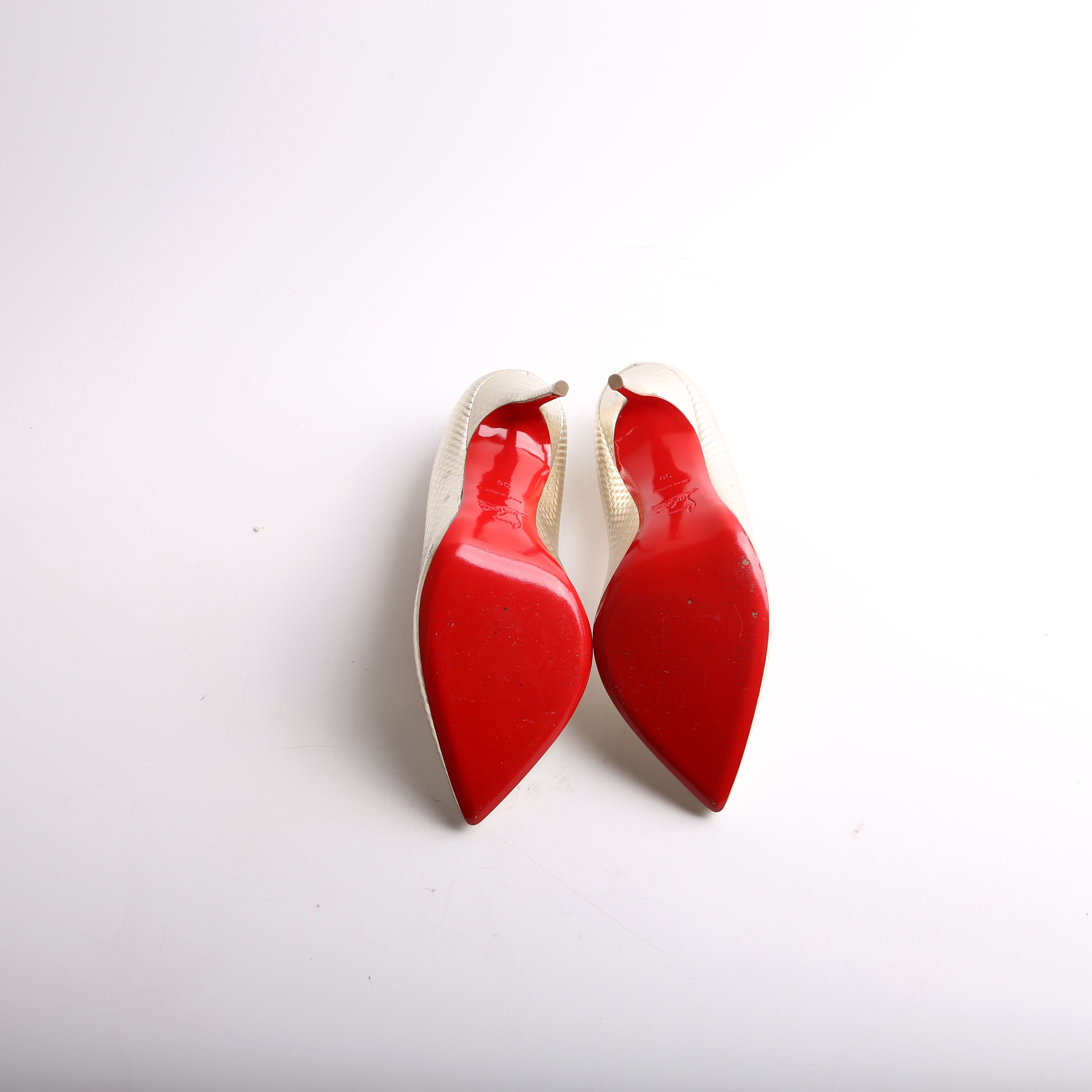 Corneille Pointed Toe Pumps Size 38
