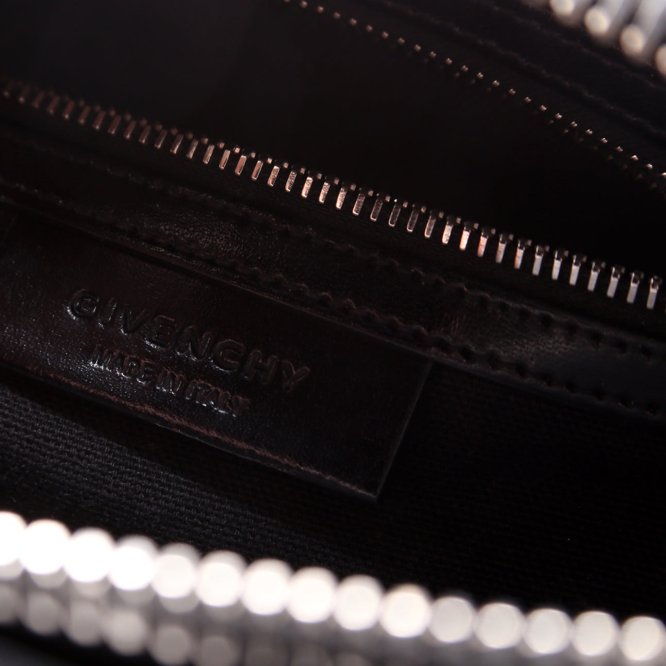 Antigona Satchel Medium Black
