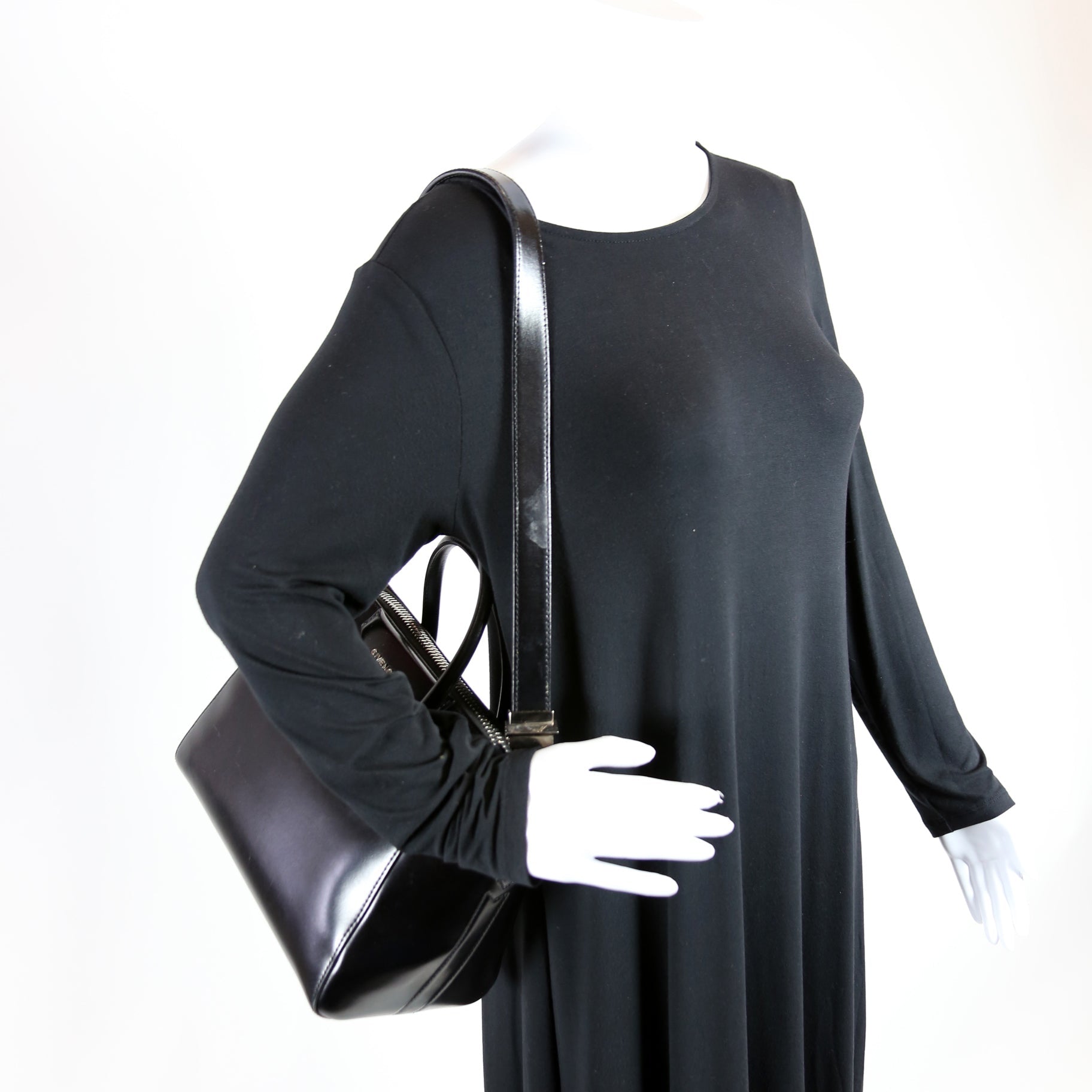 Antigona Satchel Medium Black