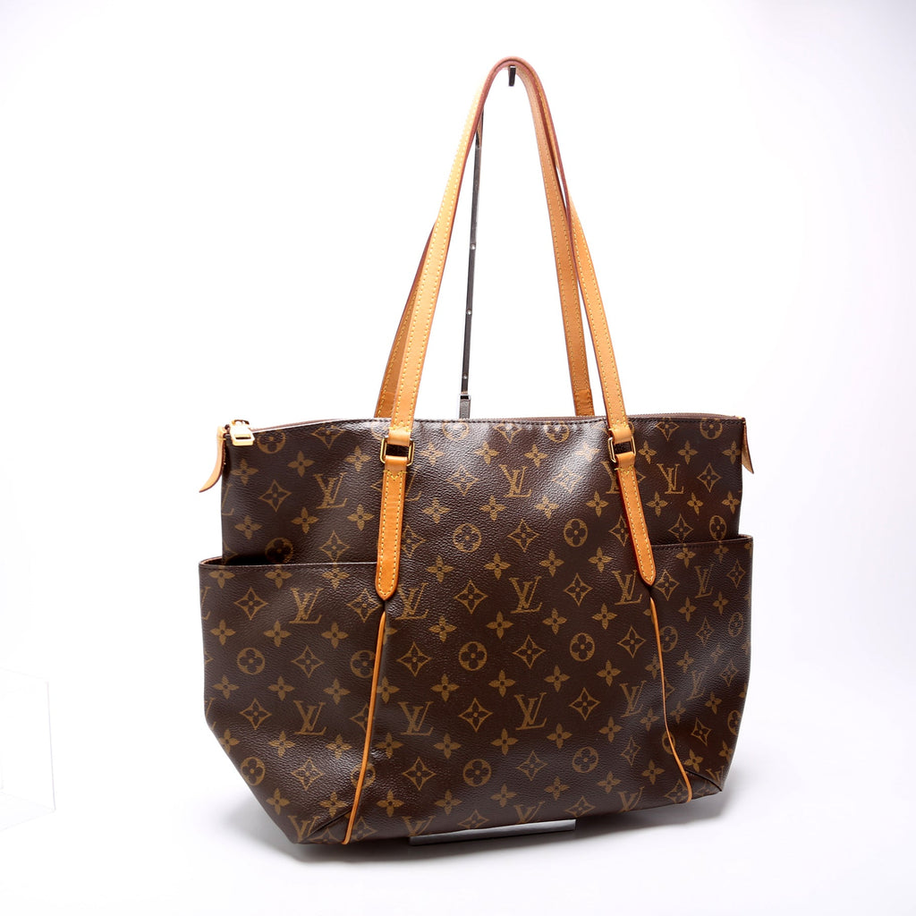 Totally MM Monogram