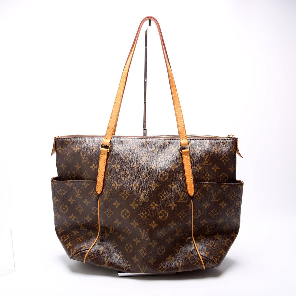 Totally MM Monogram