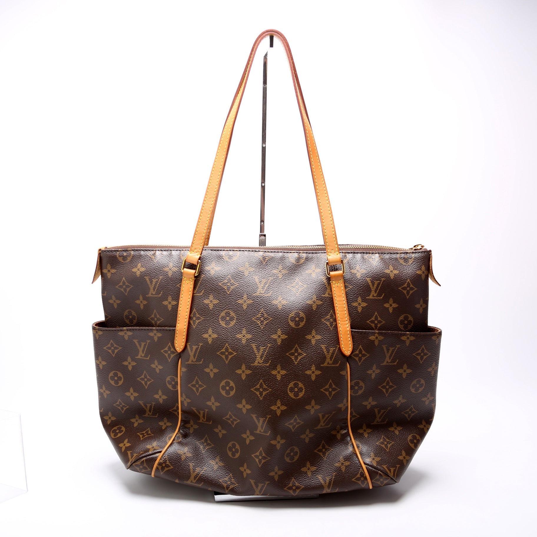 Totally MM Monogram