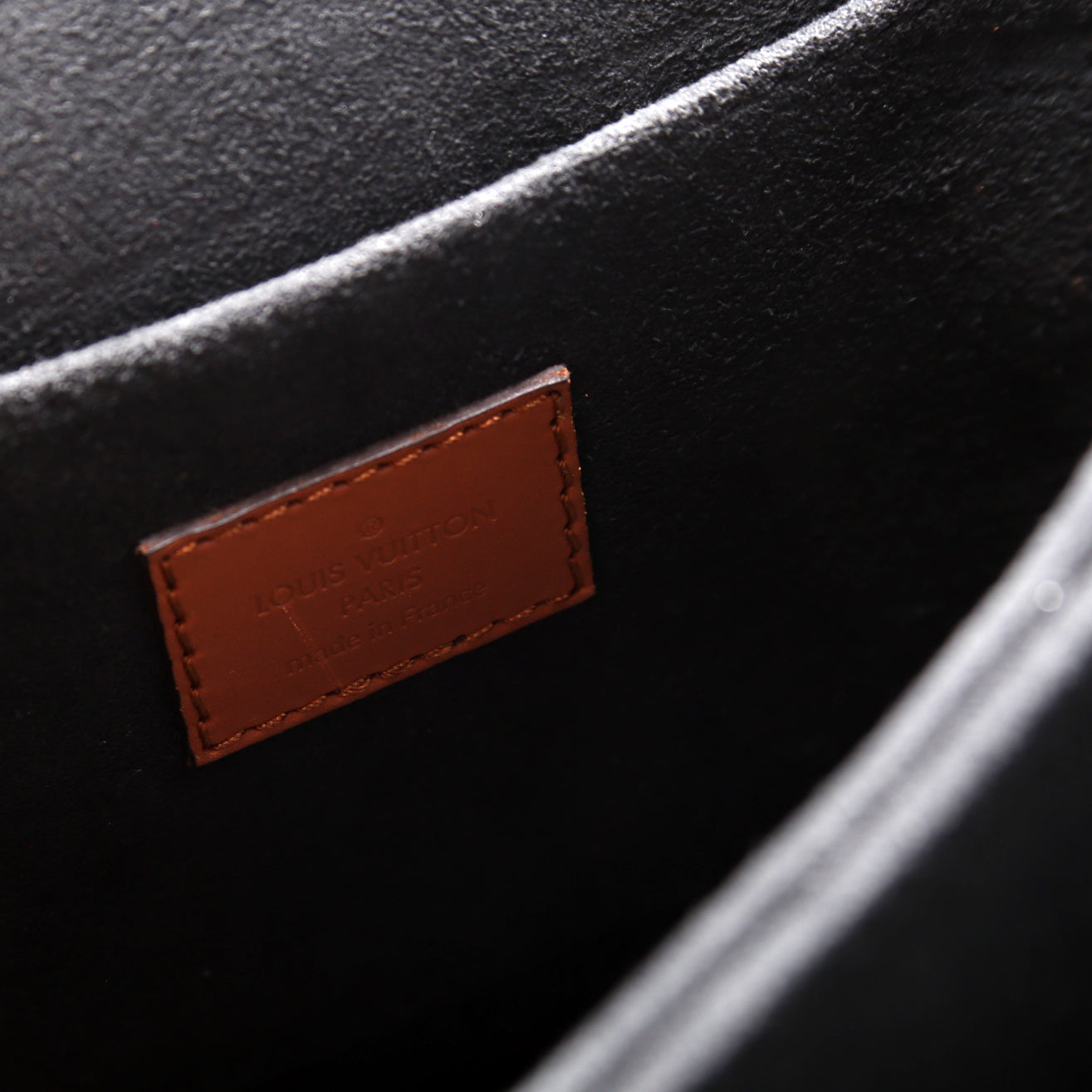 Dauphine MM Reverse Monogram