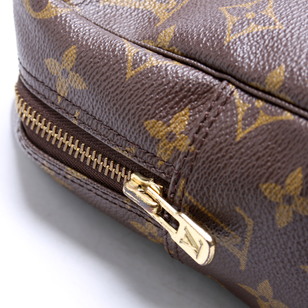 Trousse Toilette 28 Monogram