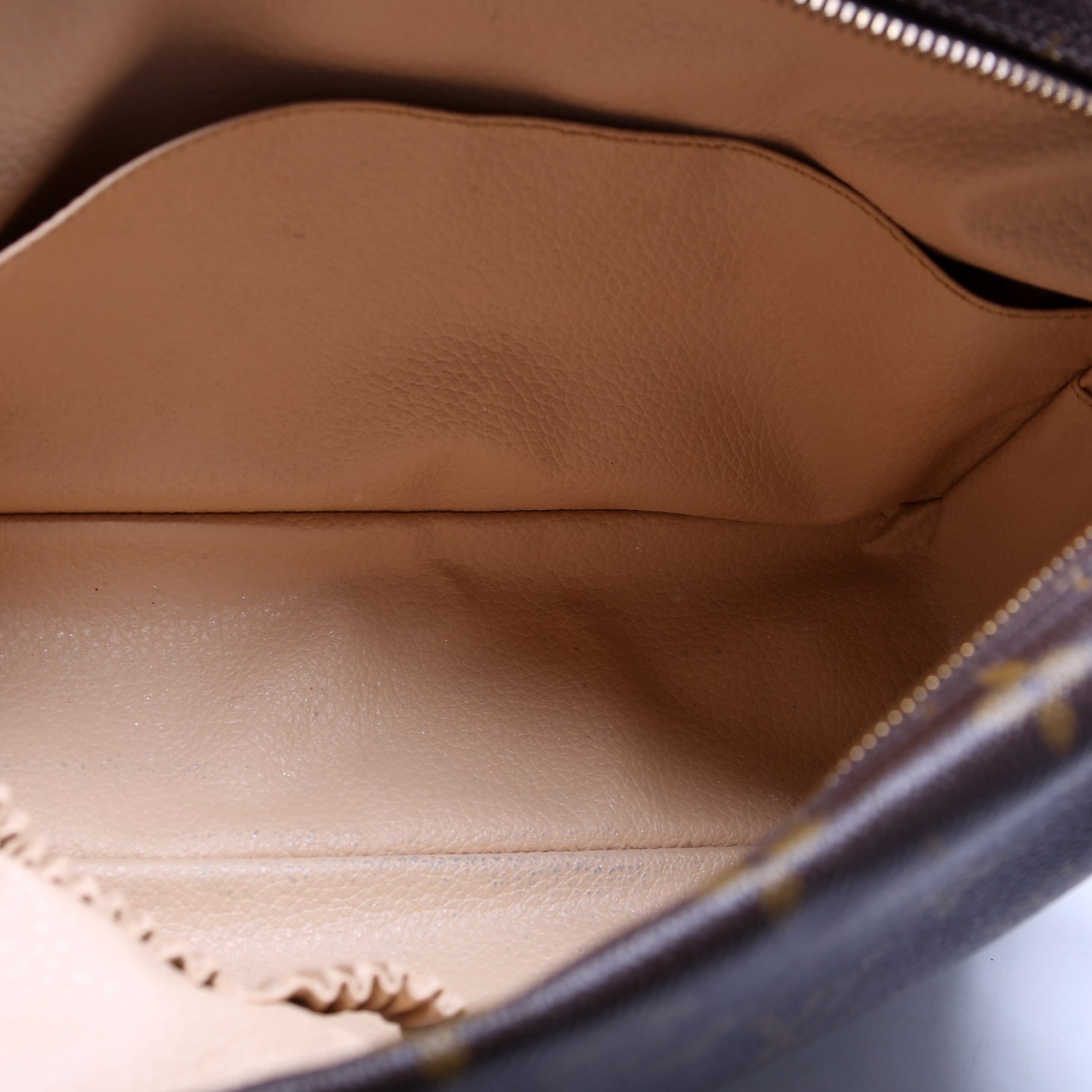 Trousse Toilette 28 Monogram