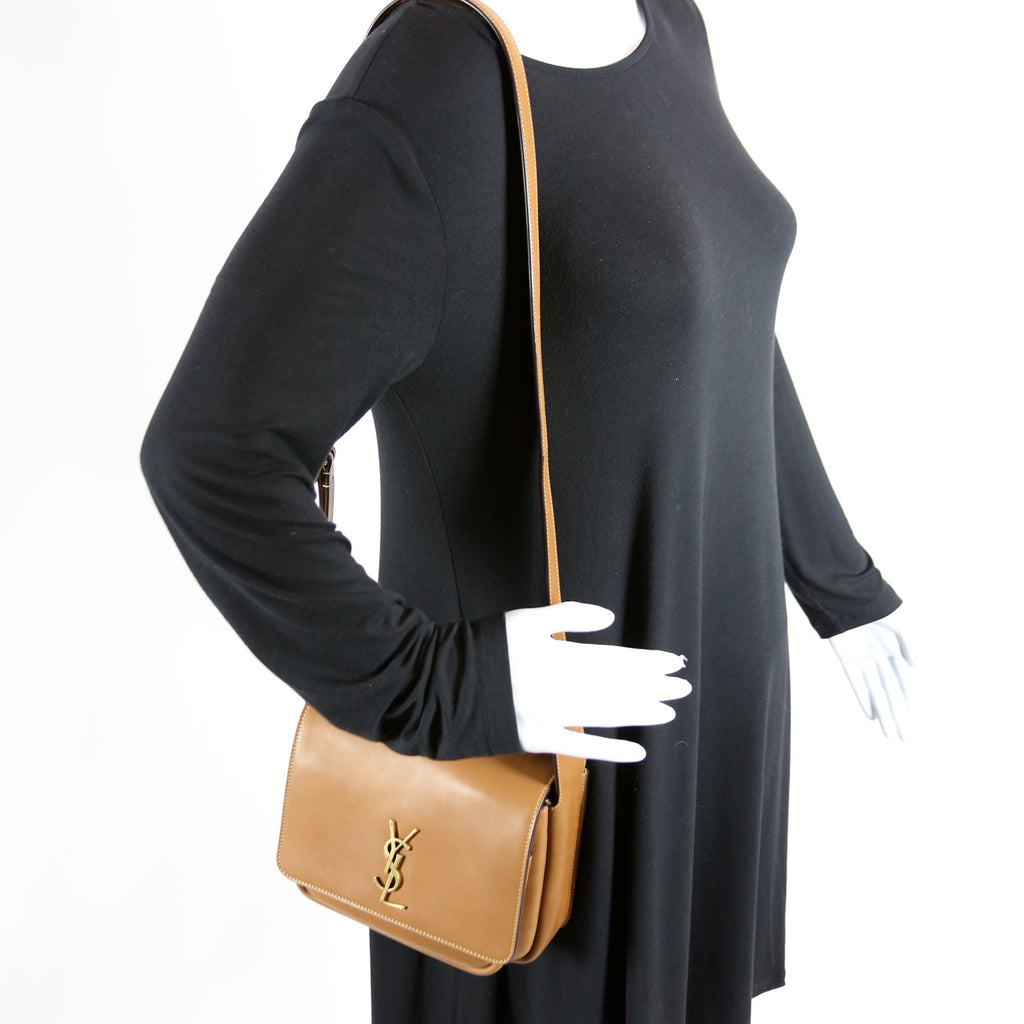 718556 Niki Besace Smooth Leather Brown
