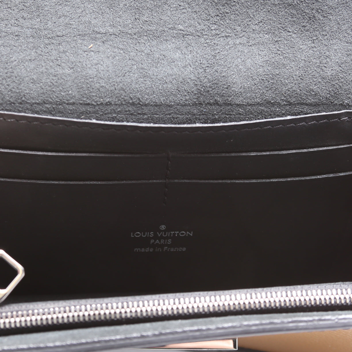 Dauphine Bumbag Giant Reverse Monogram