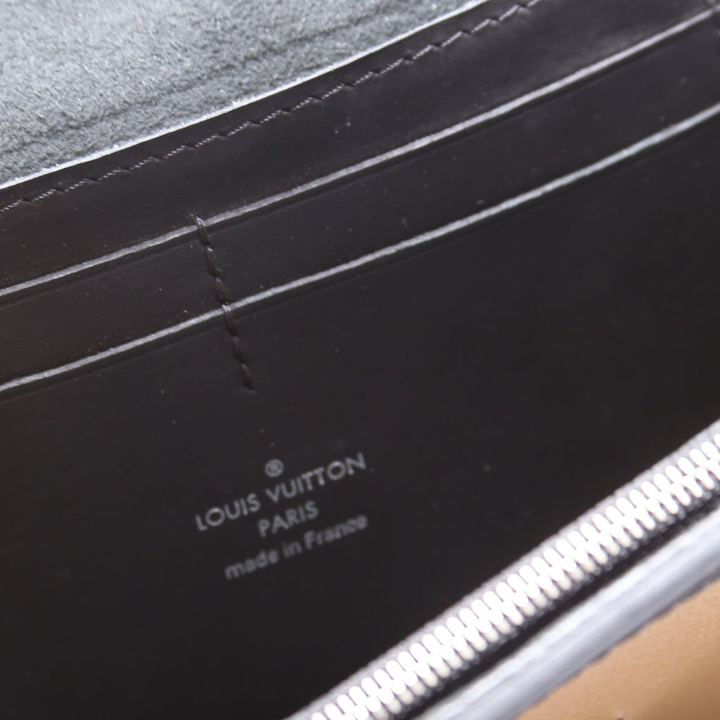 Dauphine Bumbag Giant Reverse Monogram