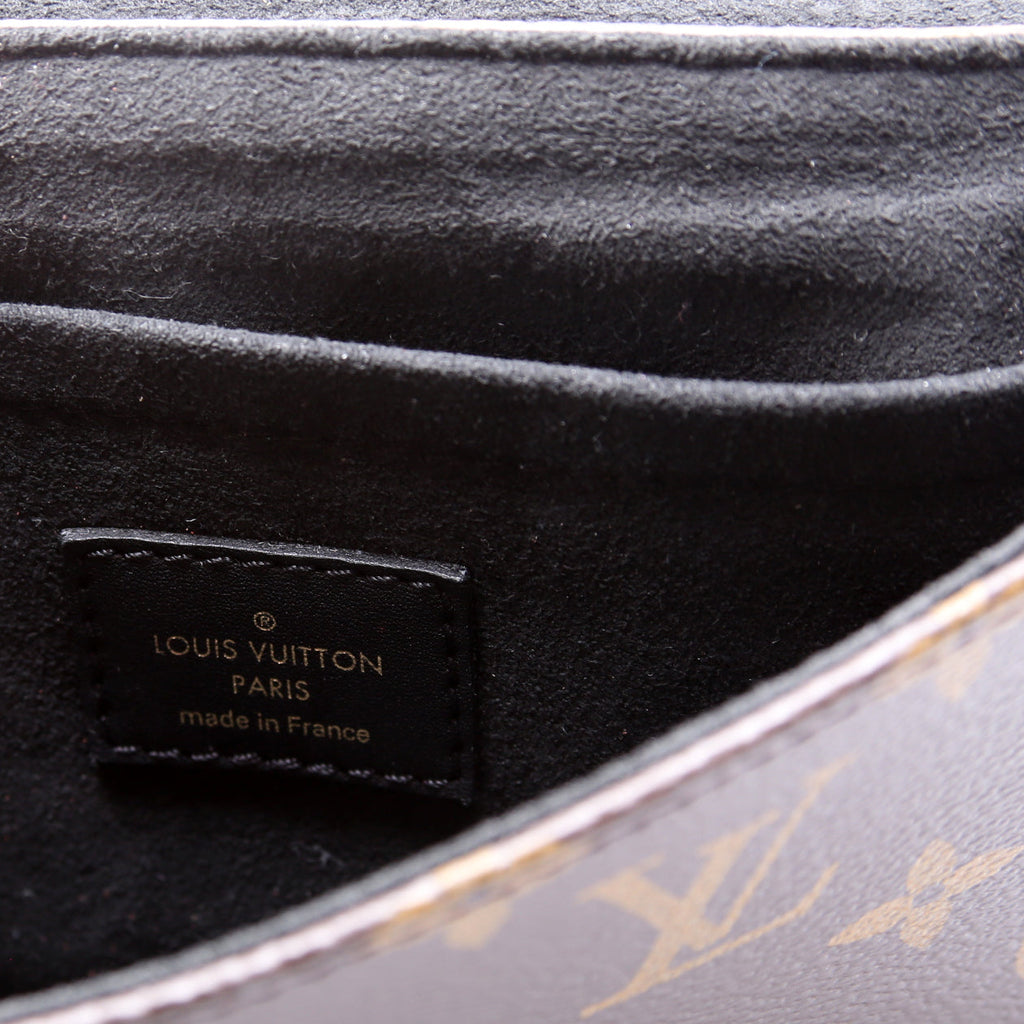 Locky BB Monogram Black