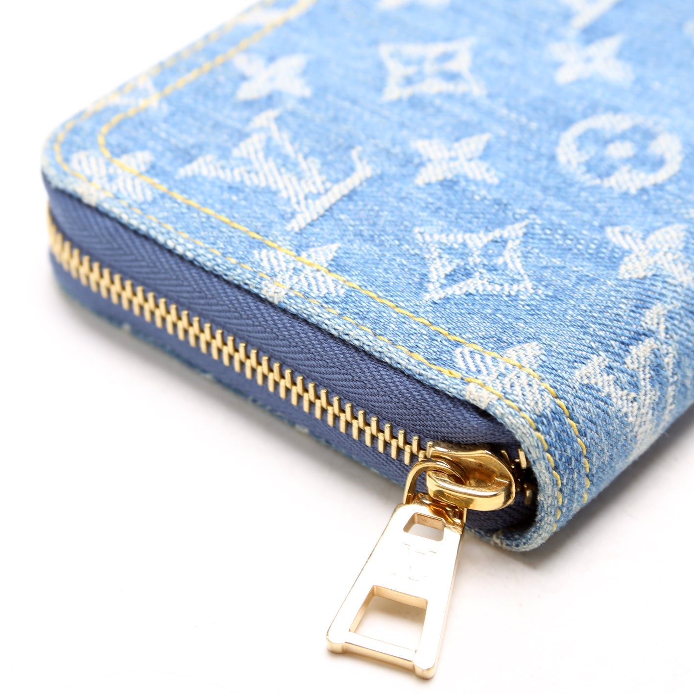 Zippy Wallet Denim Monogram Blue