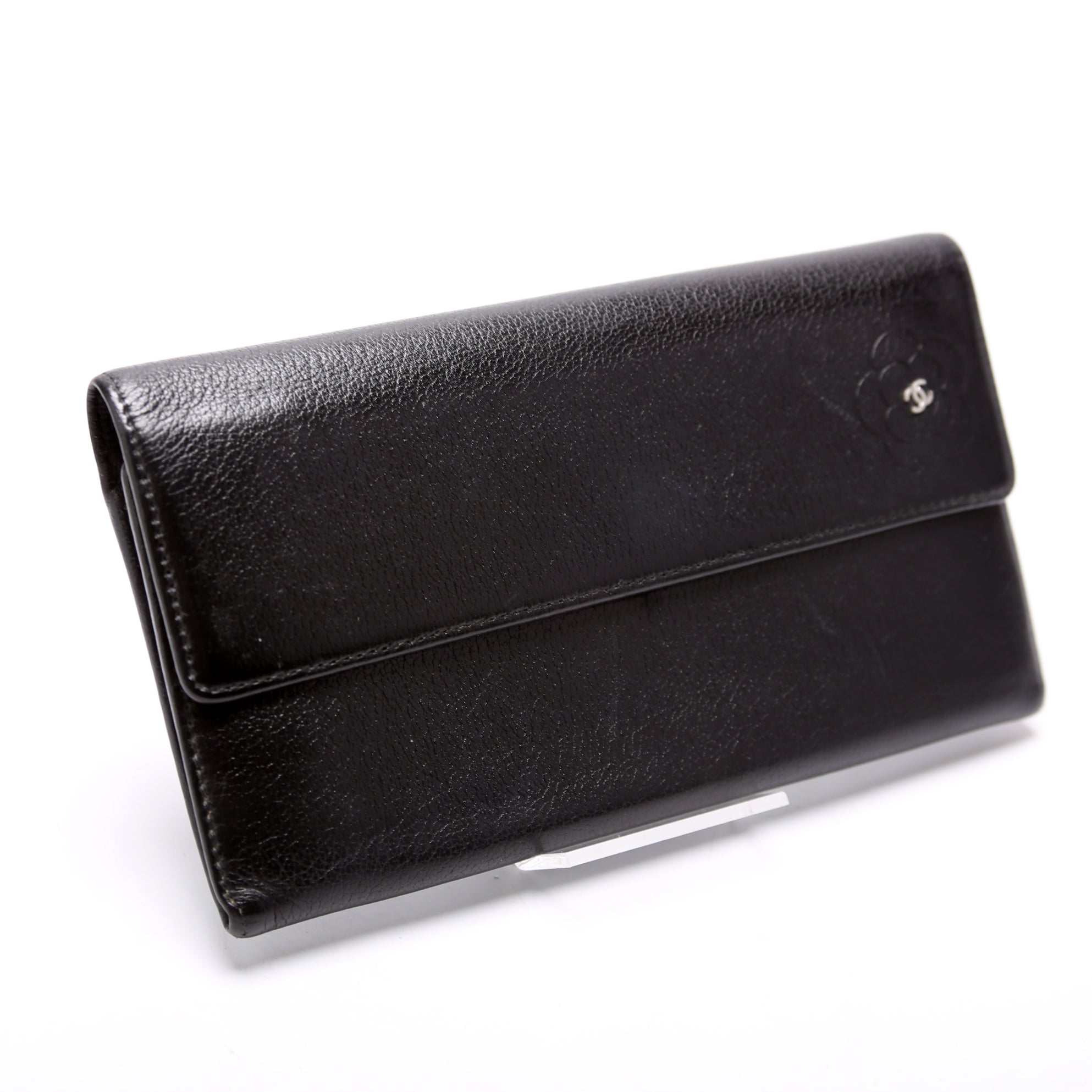 Camellia Flower Goatskin Flap Wallet 12M Black