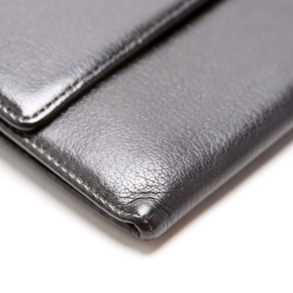 Camellia Flower Goatskin Flap Wallet 12M Black