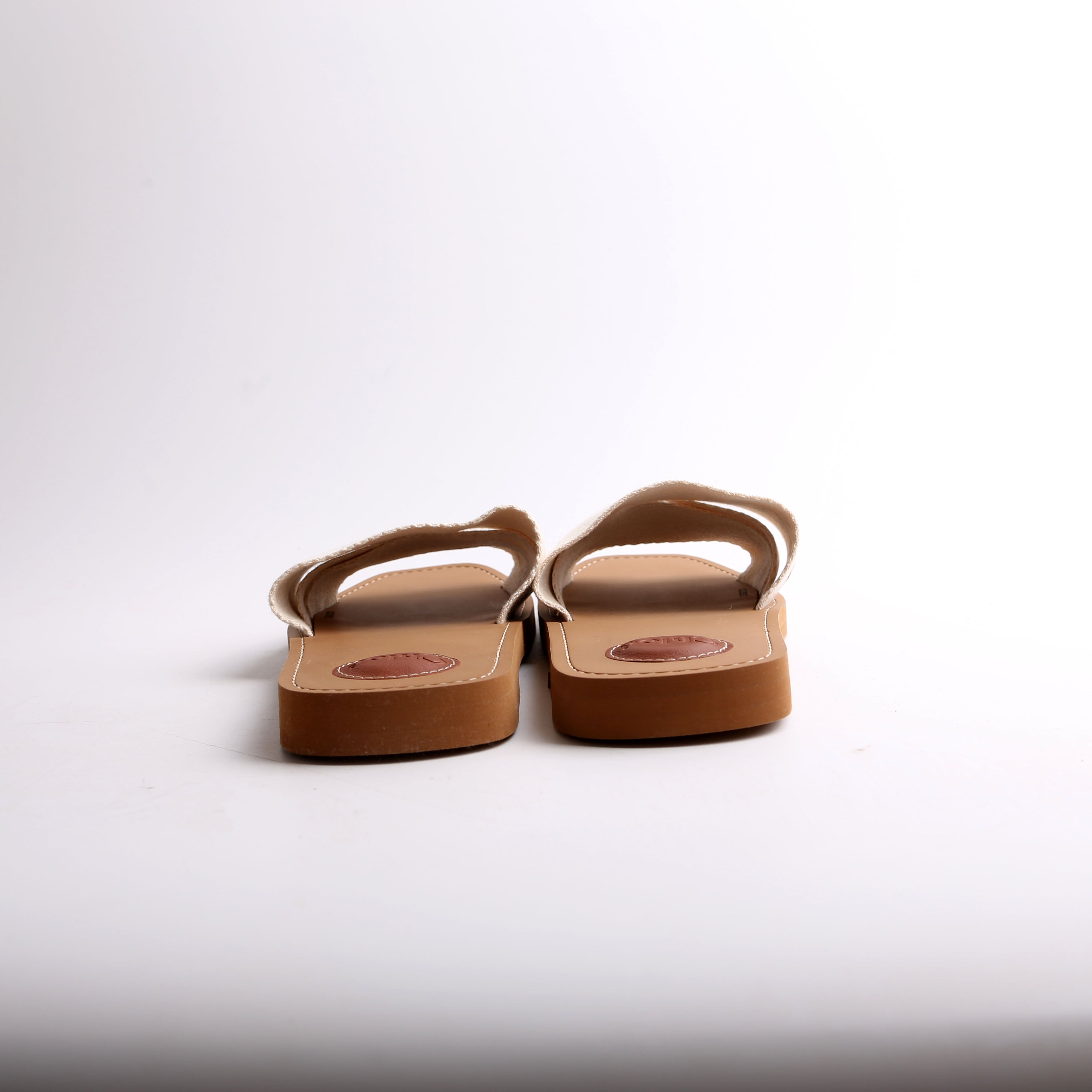 Woody Flat Mules Size 40