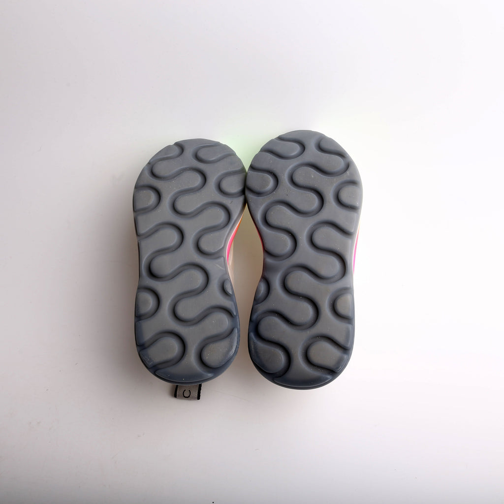 Eclypse Touch Strap Sneakers Size 35