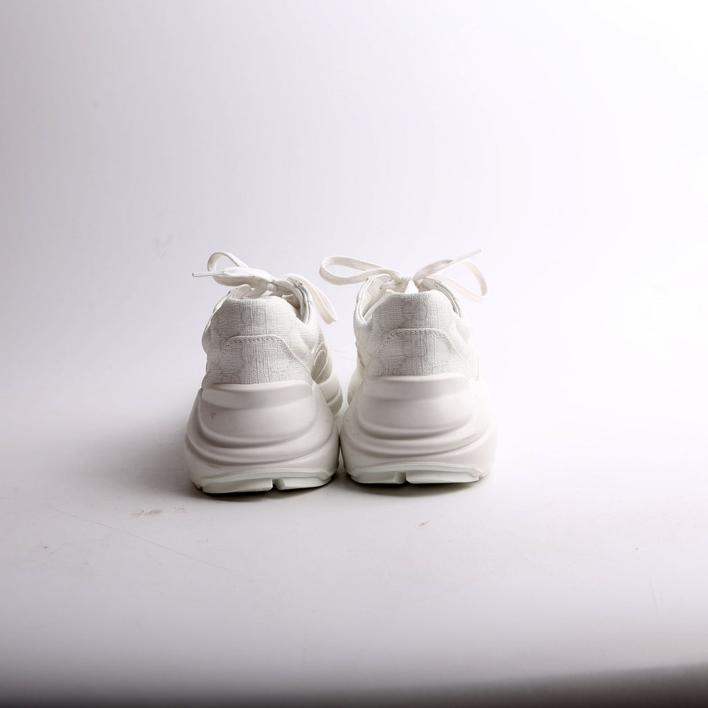 Rhyton Sneakers Size 37