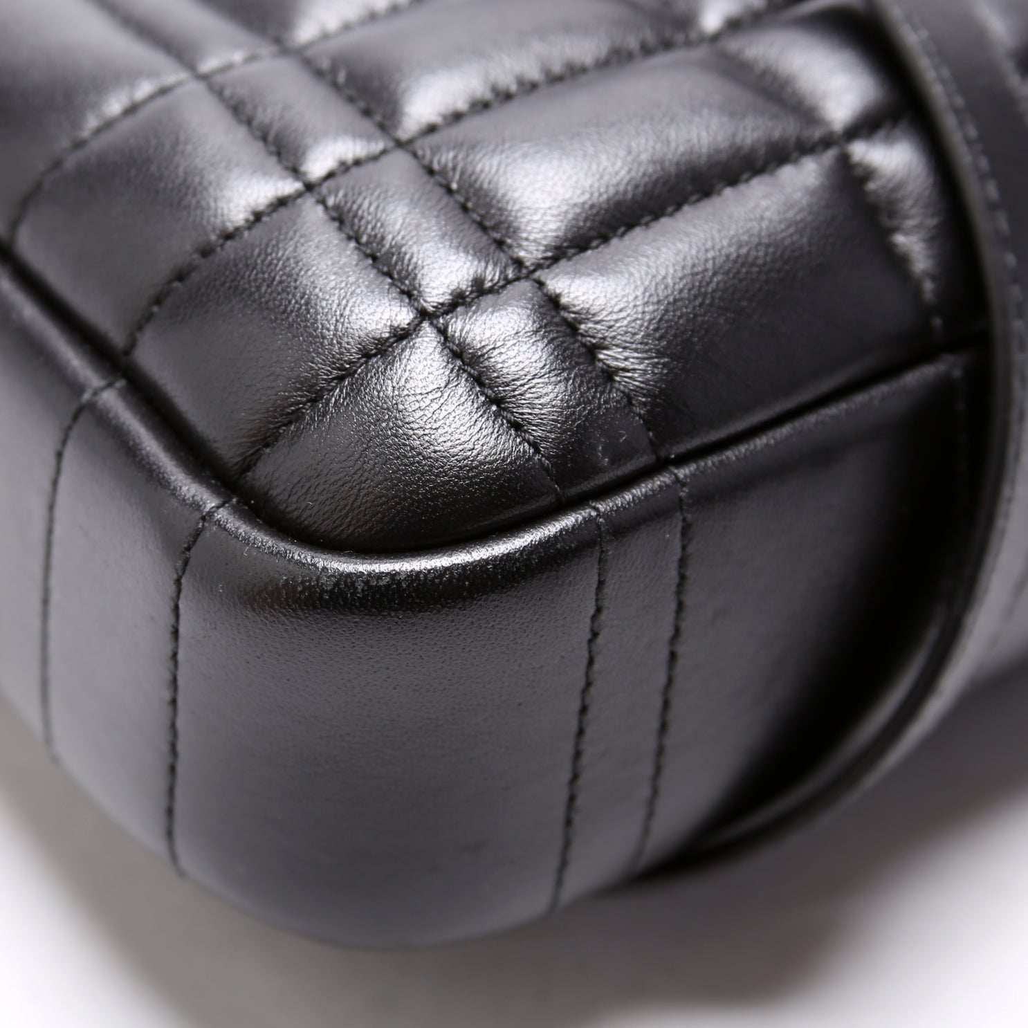 Lola Small Camera Bag Quilted Leather Black