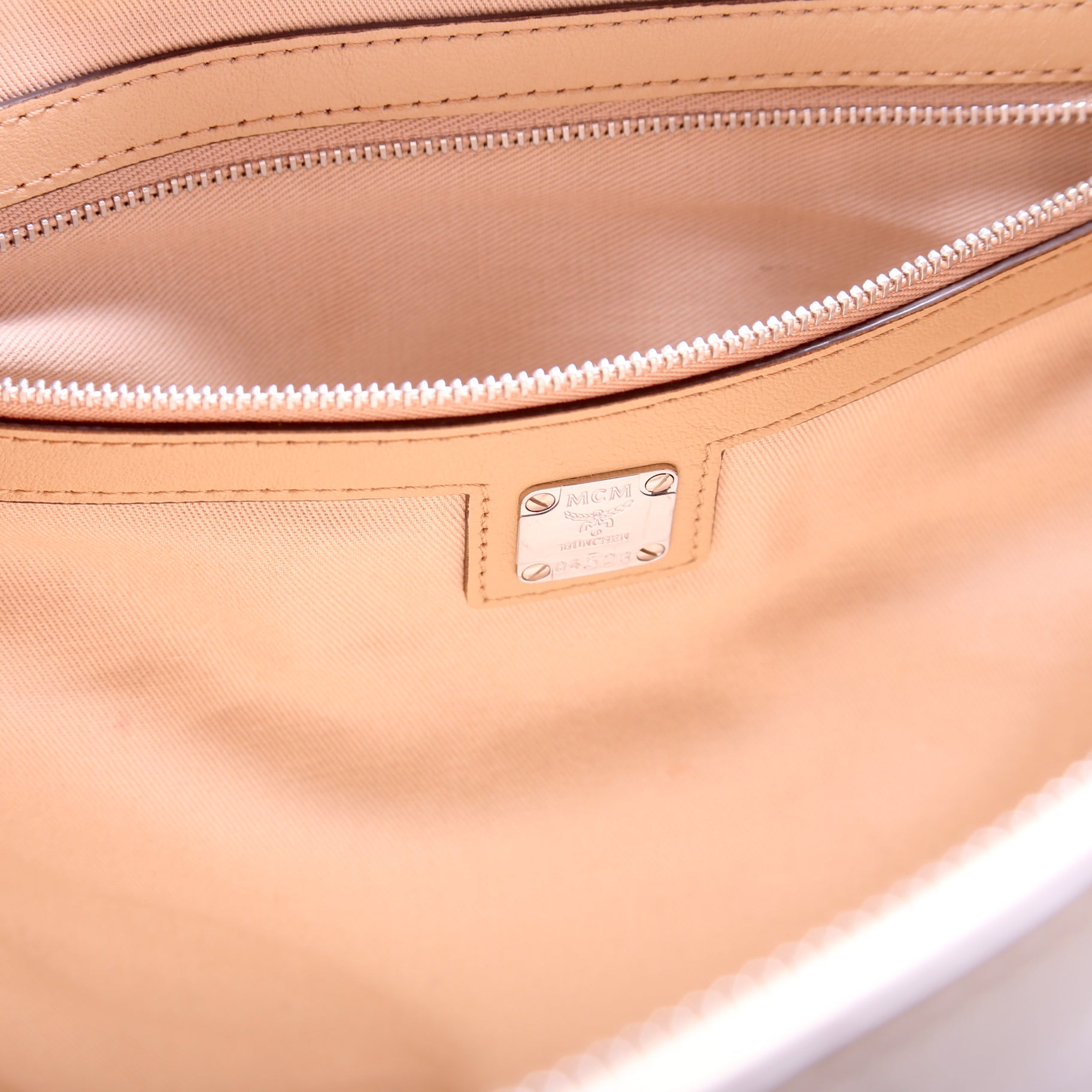 Klara Medium Shopper Tote Ottomar Calfskin Tan
