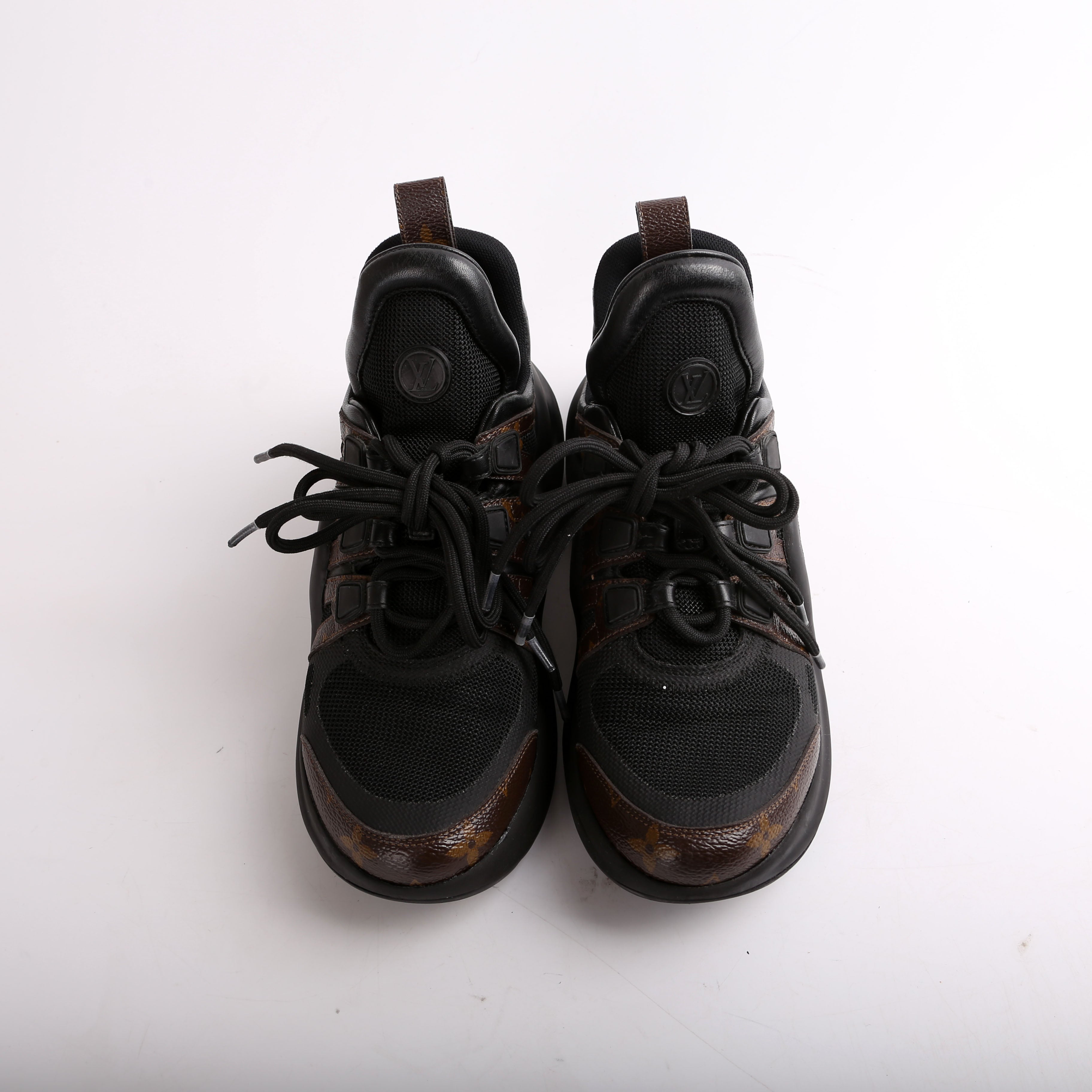 Archlight Sneakers Size 37.5
