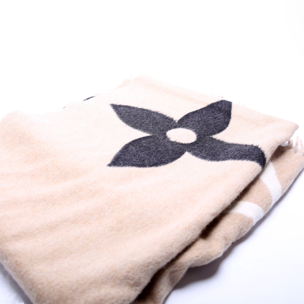 The Ultimate Scarf Cashmere/Wool Scarf Beige