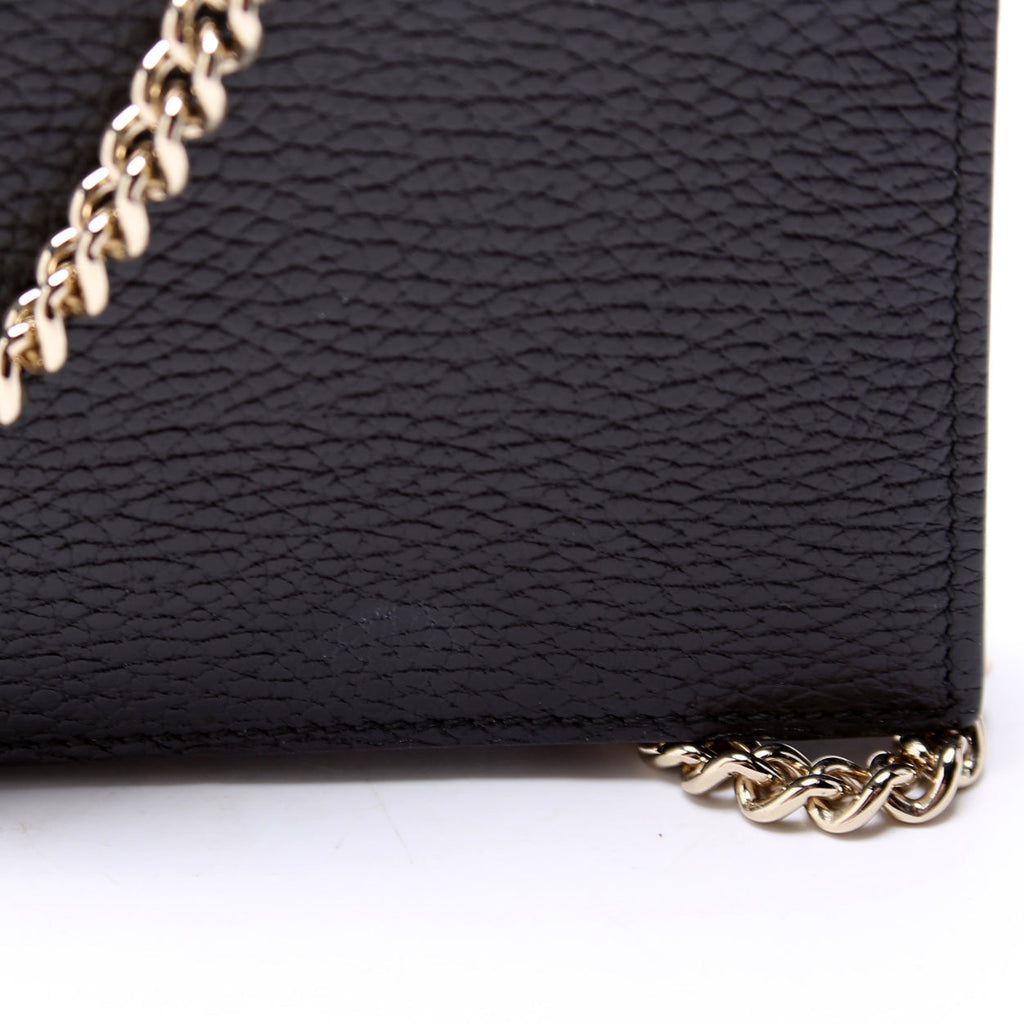 466506 Interlocking GG Chain Wallet Black