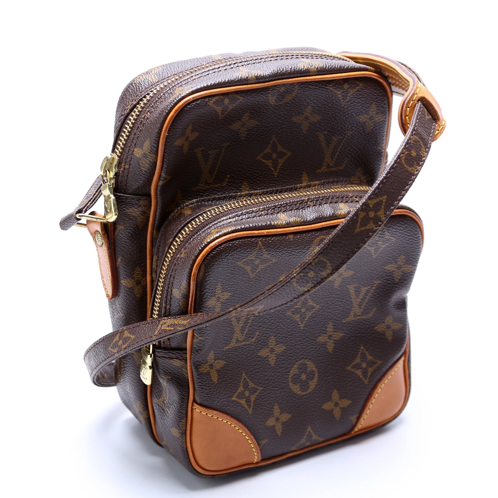 Amazone Monogram