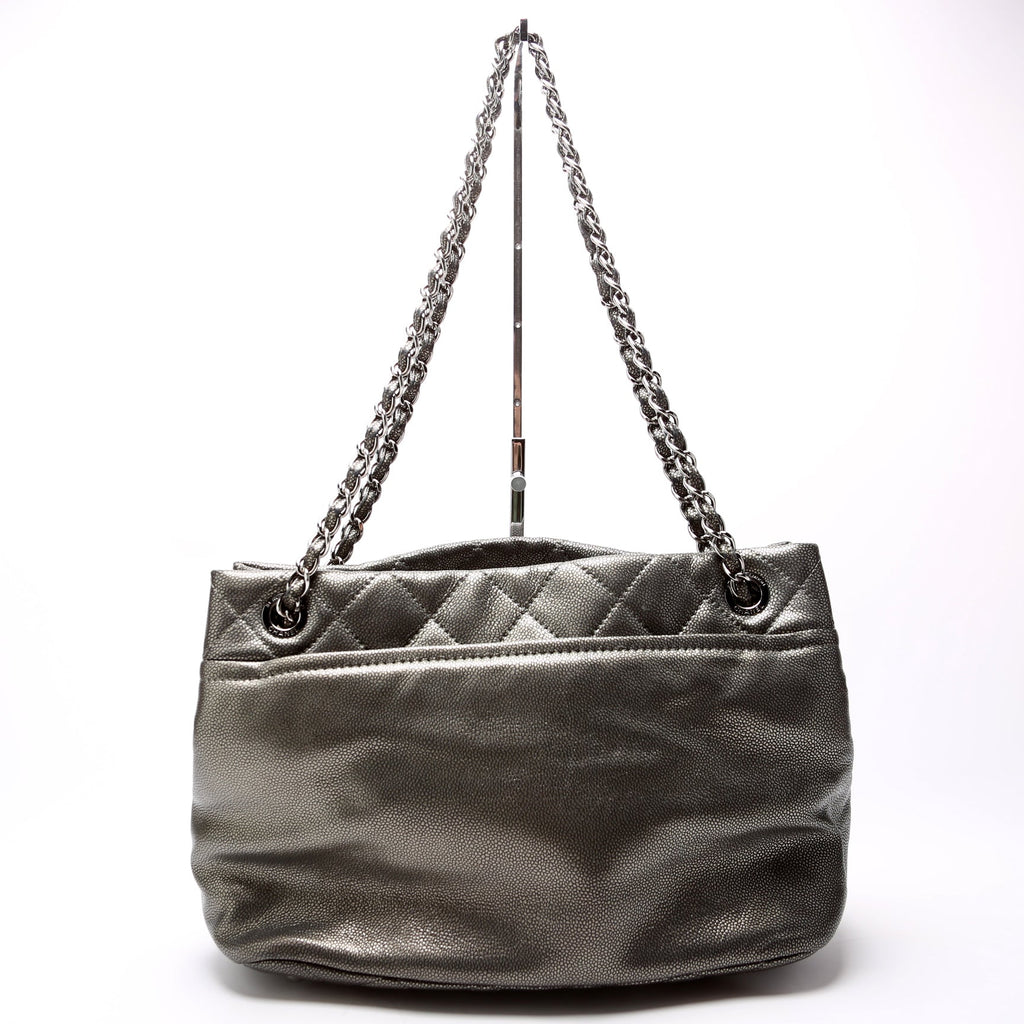 Timeless CC Soft Tote 14M Silver