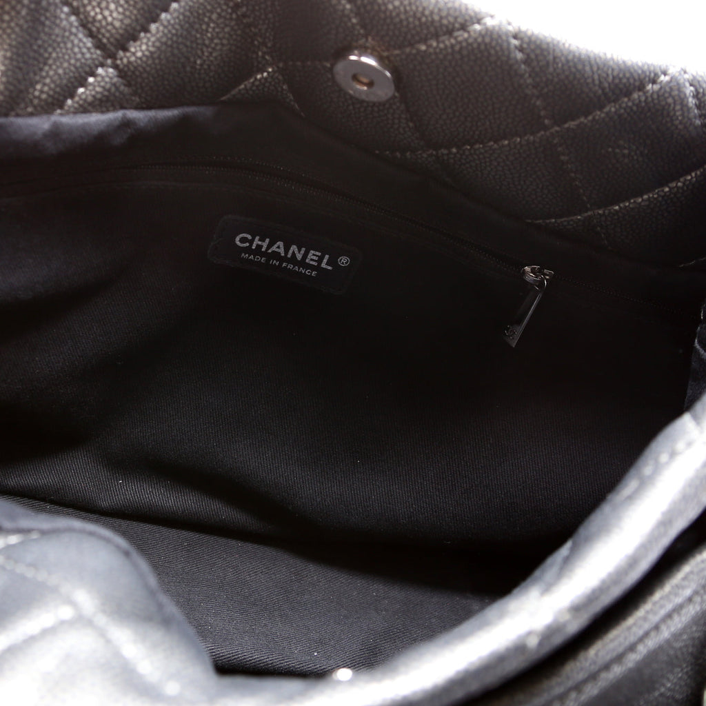 Timeless CC Soft Tote 14M Silver