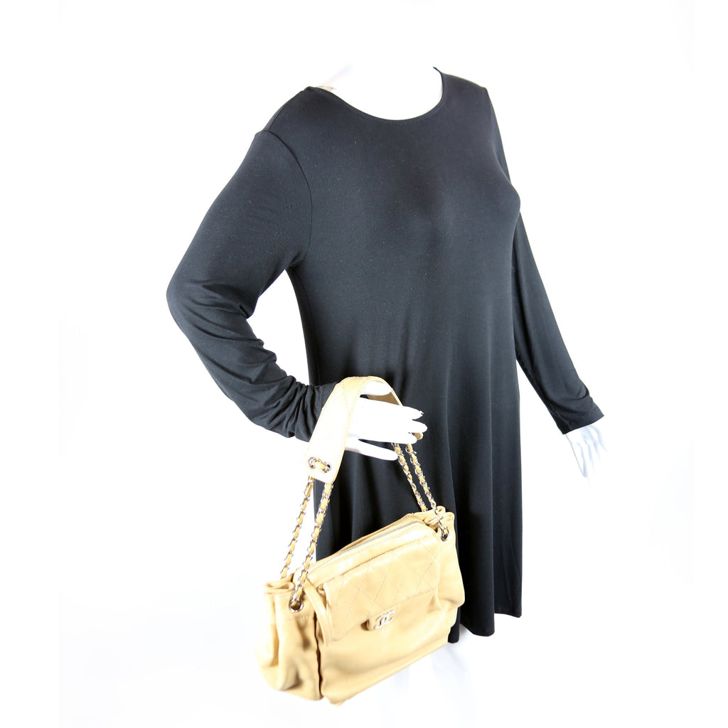 CC Pocket Accordion Shoulder Bag Lambskin 10M Tan