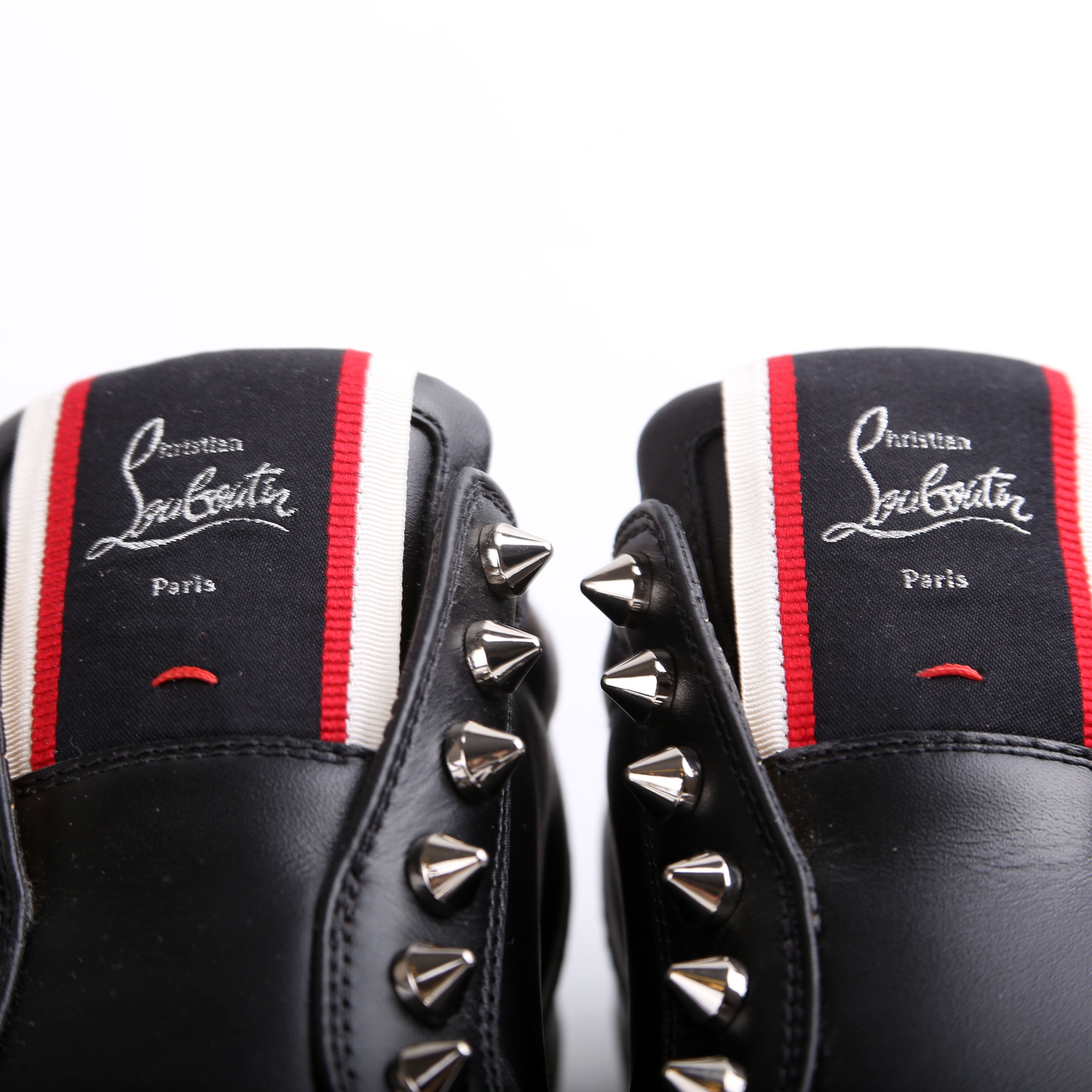 F.A.V. Fique A Vontade Spike Sneakers Size 38
