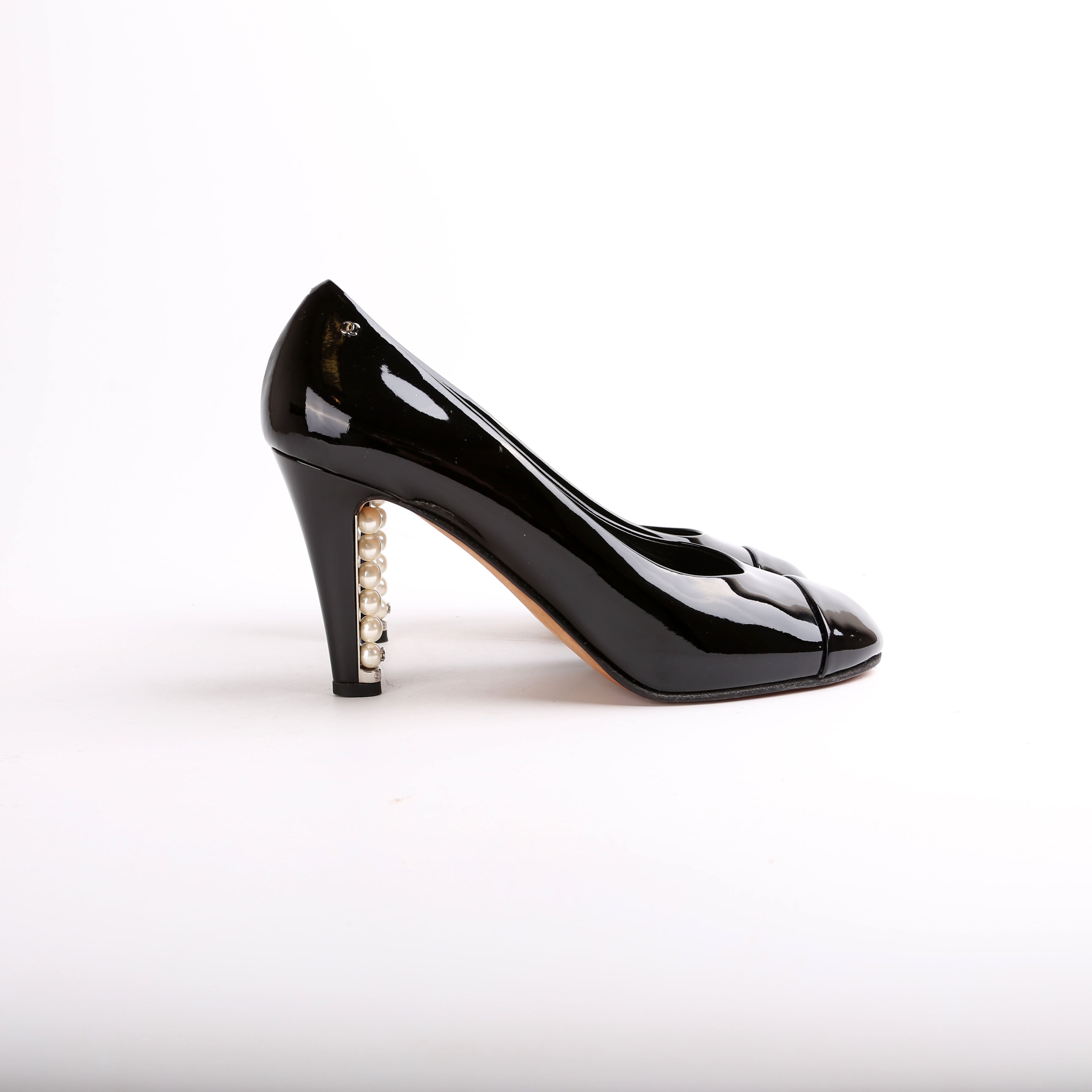 Patent Leather & Pearl Heels Size 40
