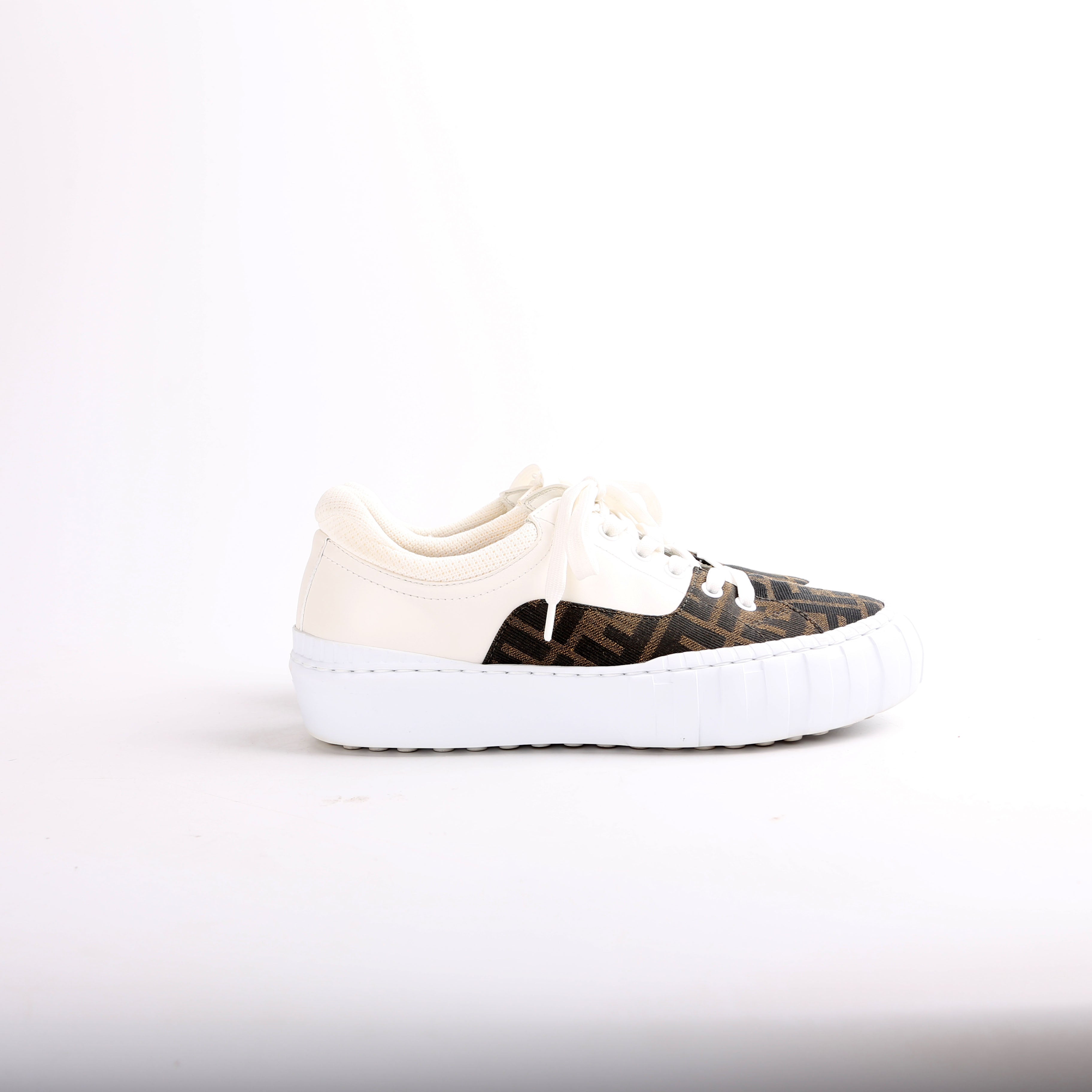 Domino Low Top Sneakers Size 39.5