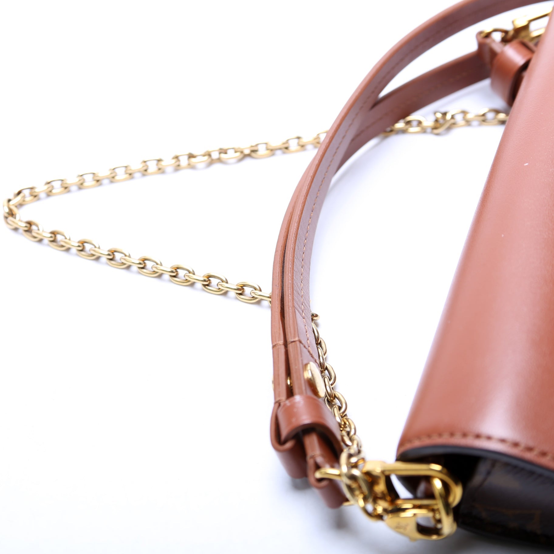 Padlock On Strap Monogram