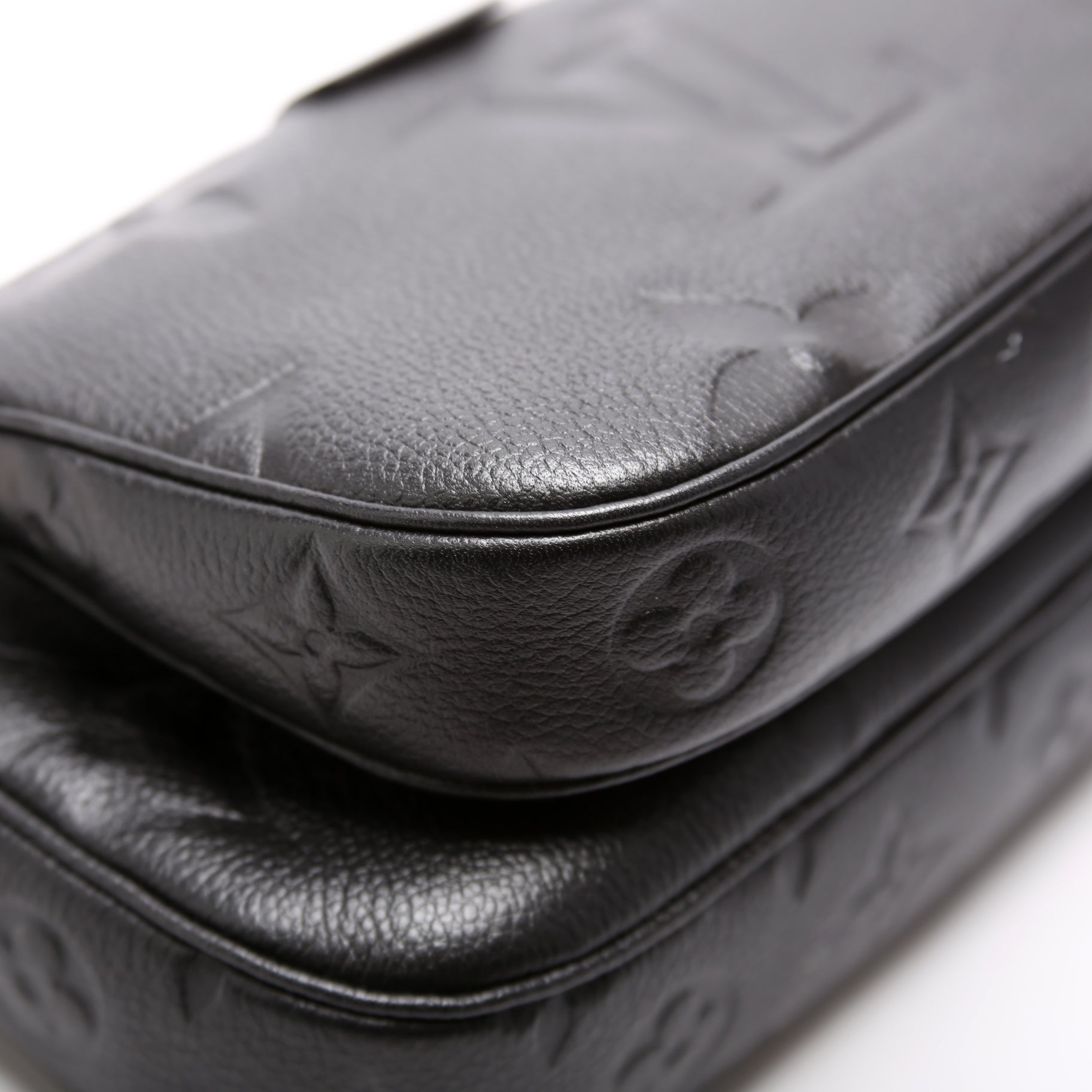 Multi Pochette Empreinte Black