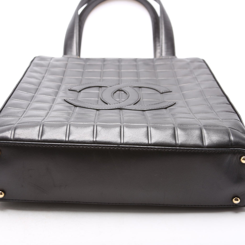 Chocolate Bar Vertical Tote Lambskin 6M Black