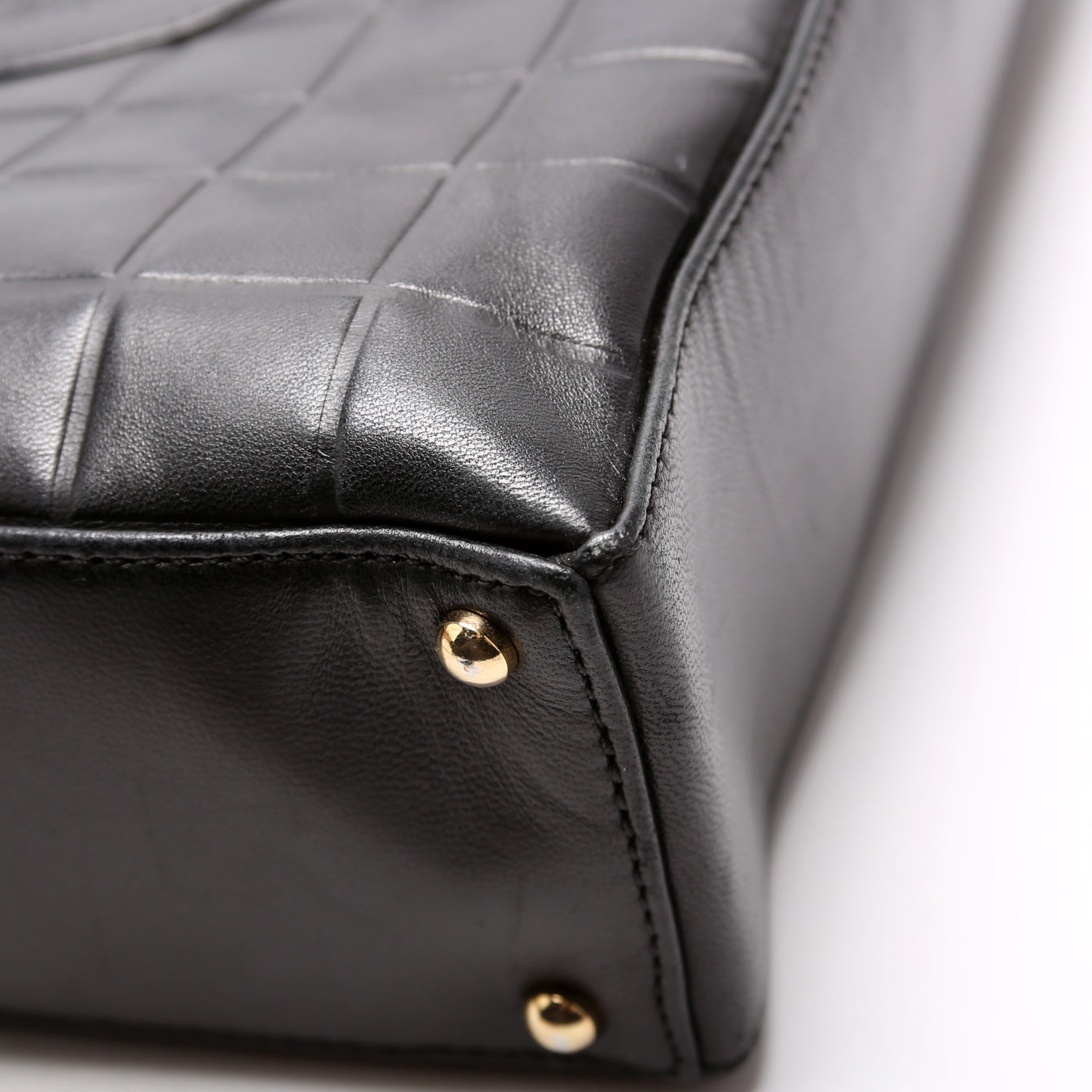 Chocolate Bar Vertical Tote Lambskin 6M Black