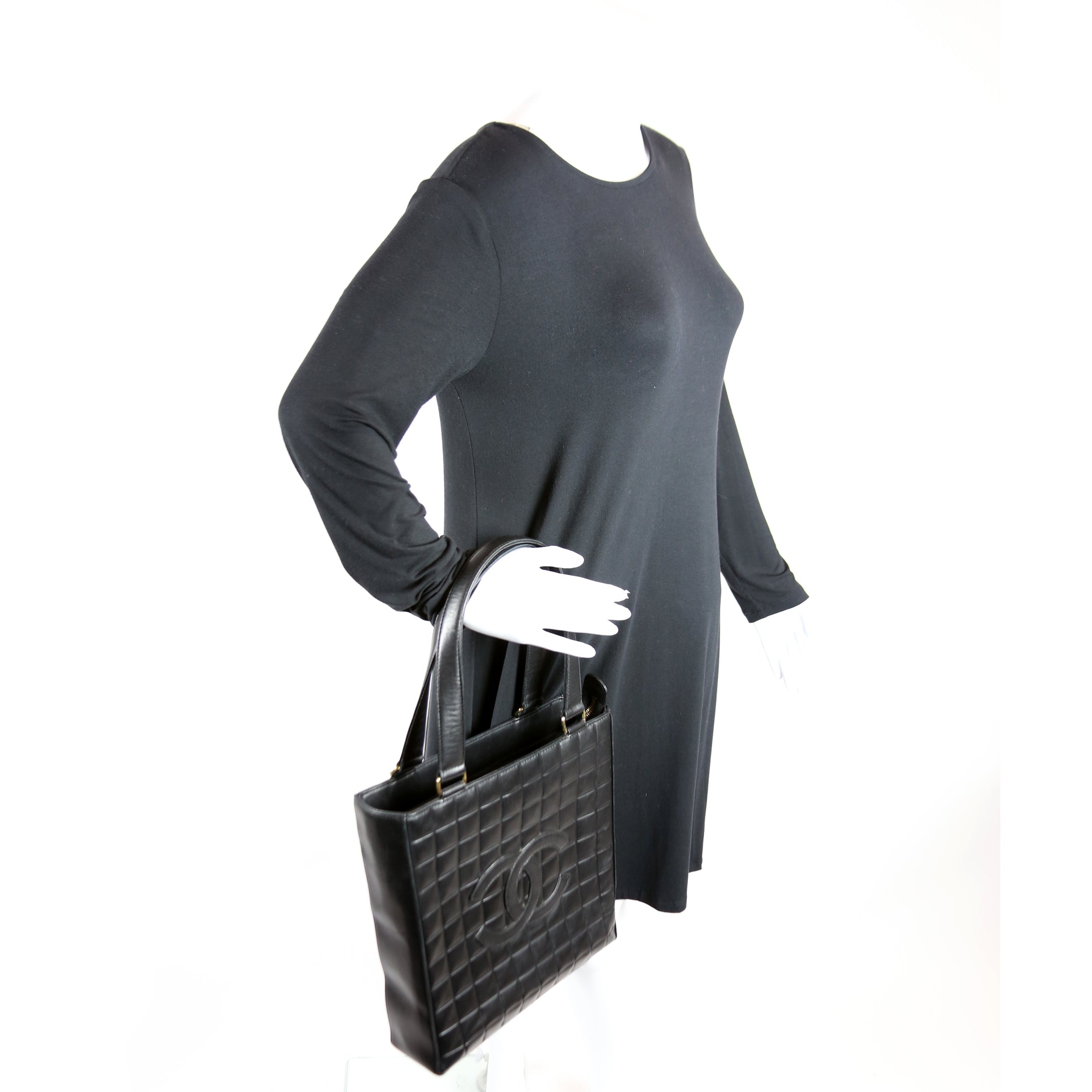 Chocolate Bar Vertical Tote Lambskin 6M Black