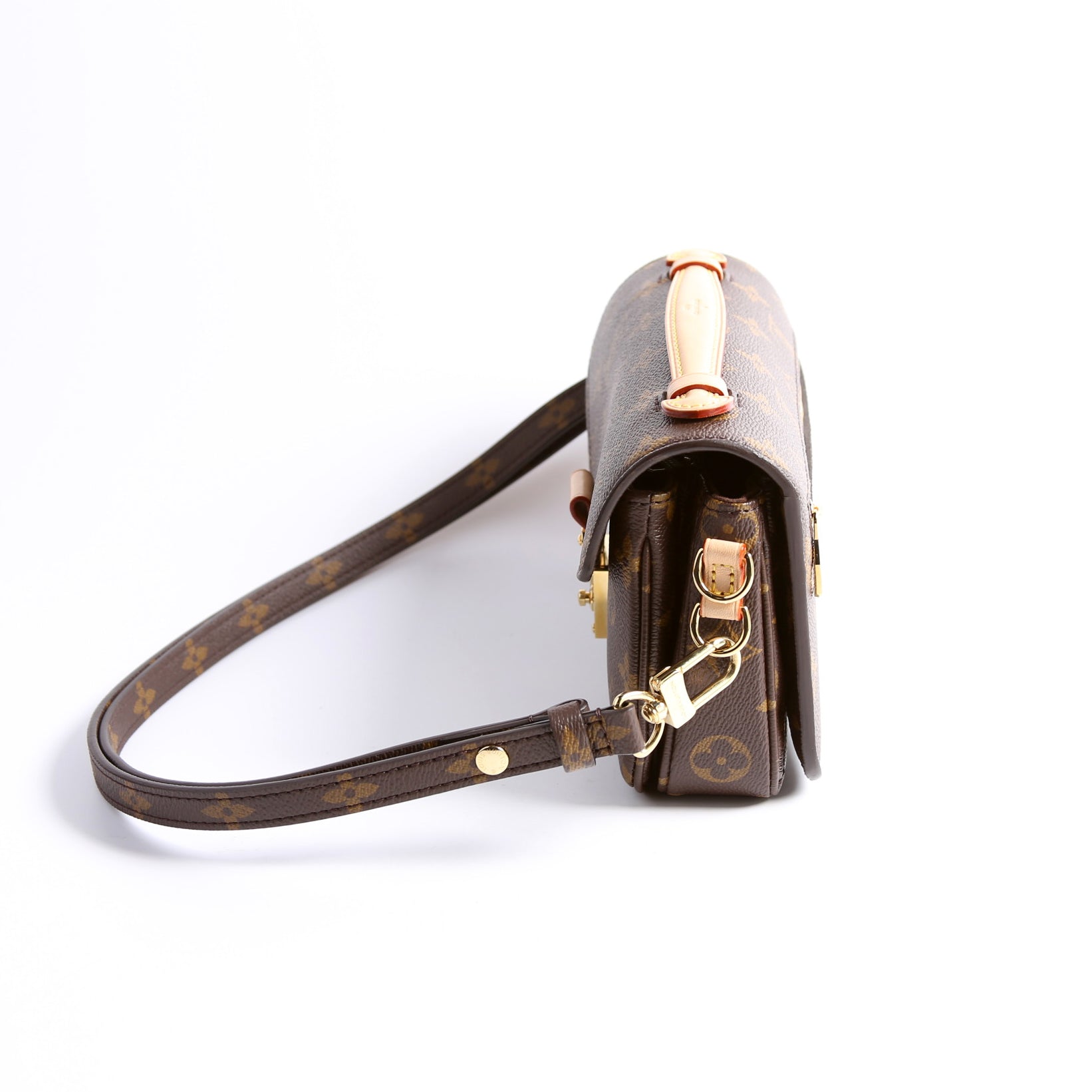 Pochette Metis East West Monogram